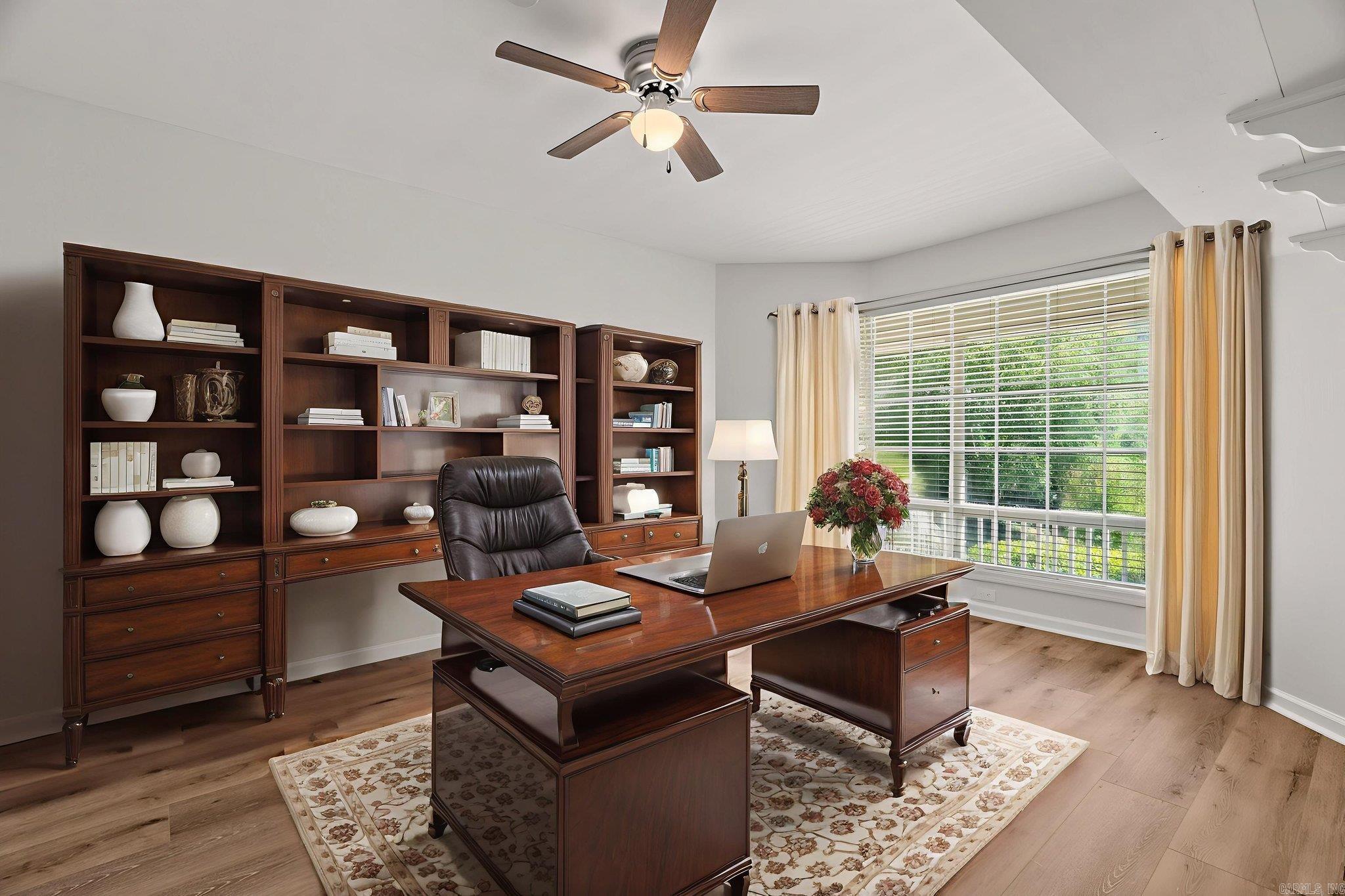 PALISADES HEIGHTS - Residential