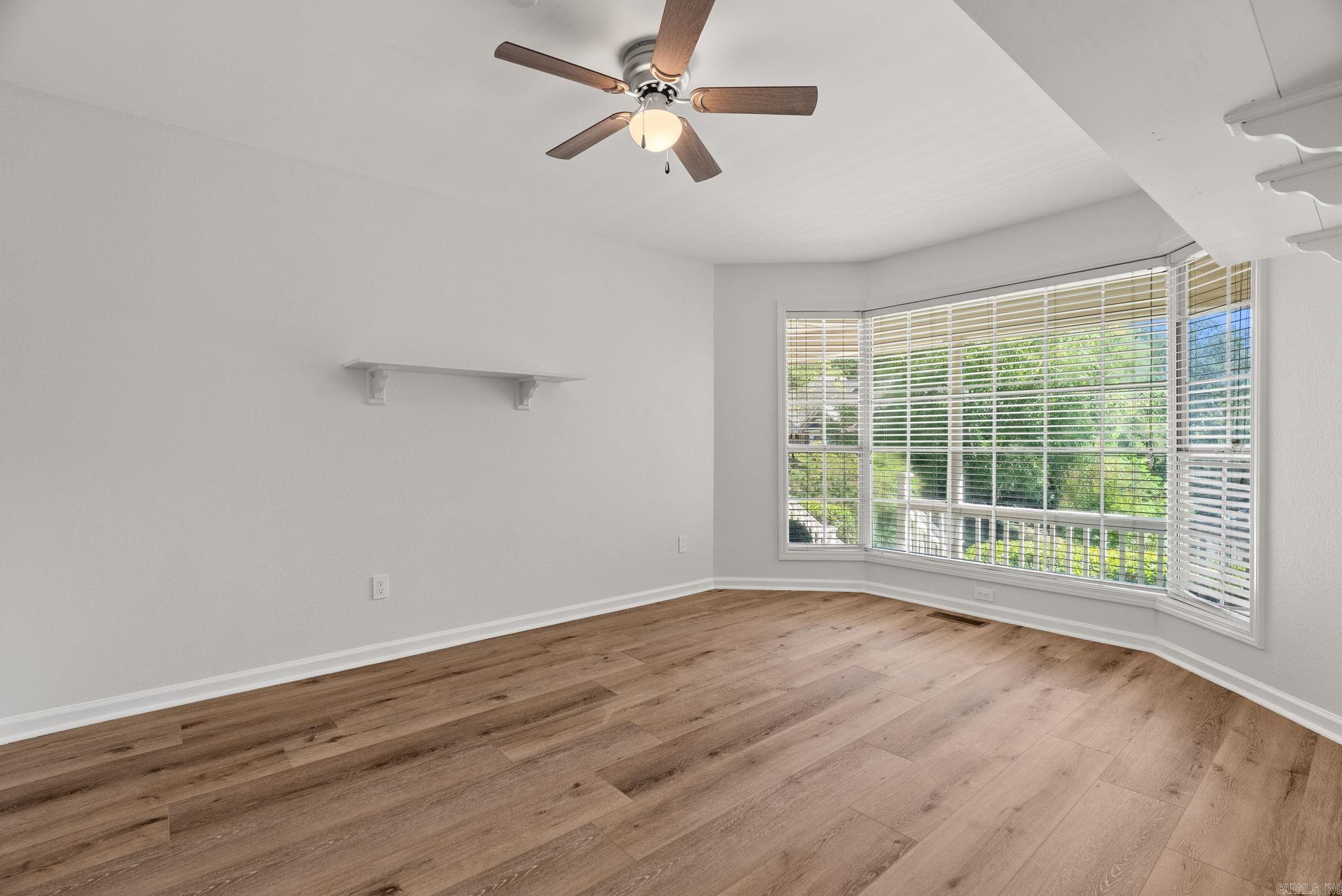 PALISADES HEIGHTS - Residential