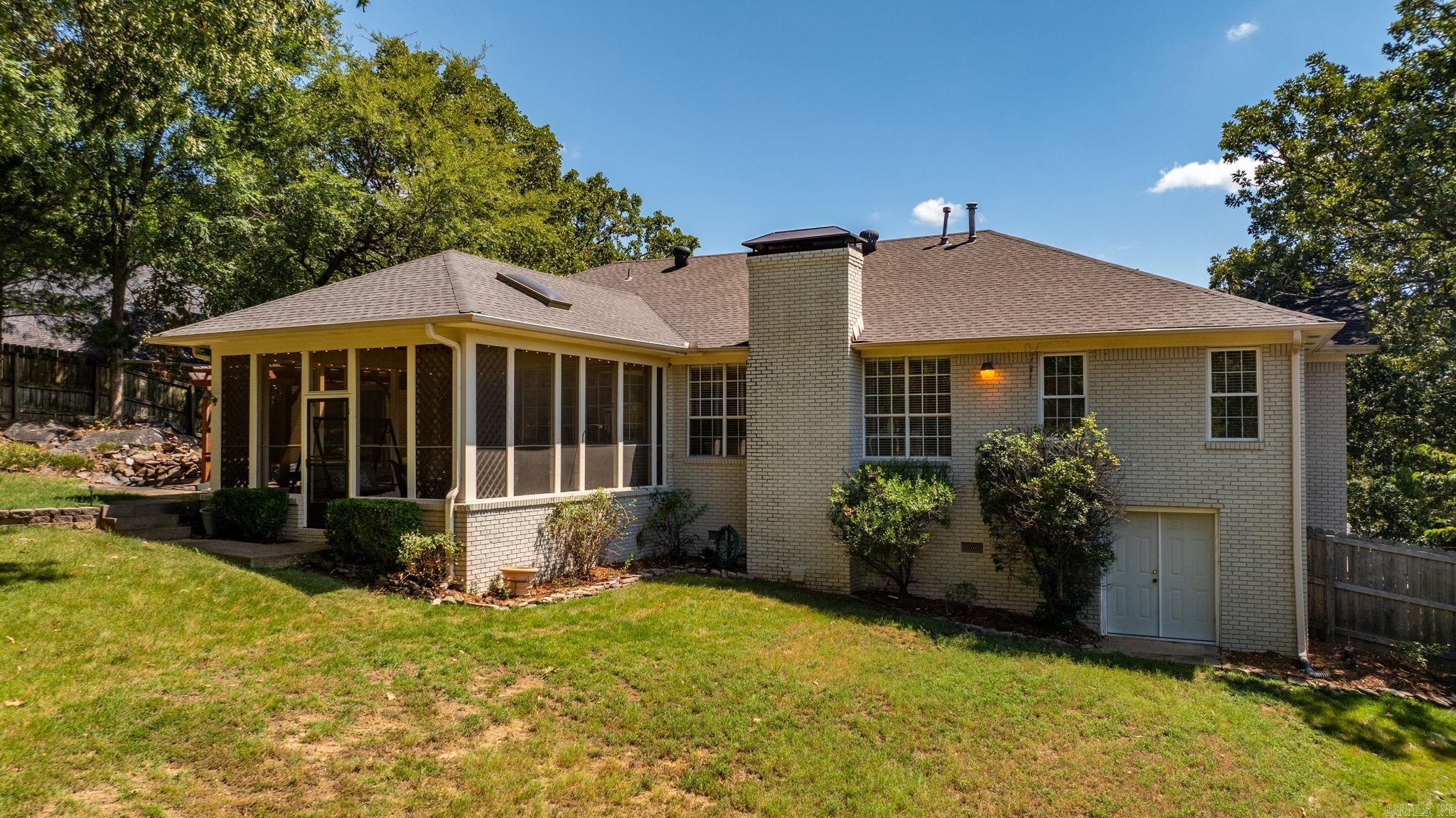 PALISADES HEIGHTS - Residential