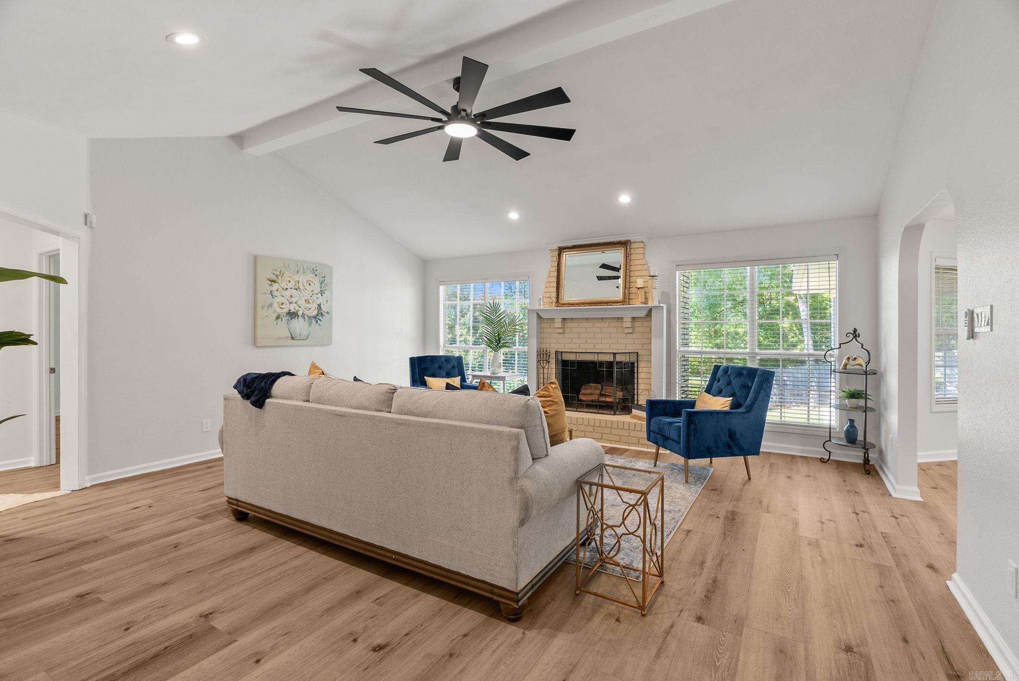 PALISADES HEIGHTS - Residential