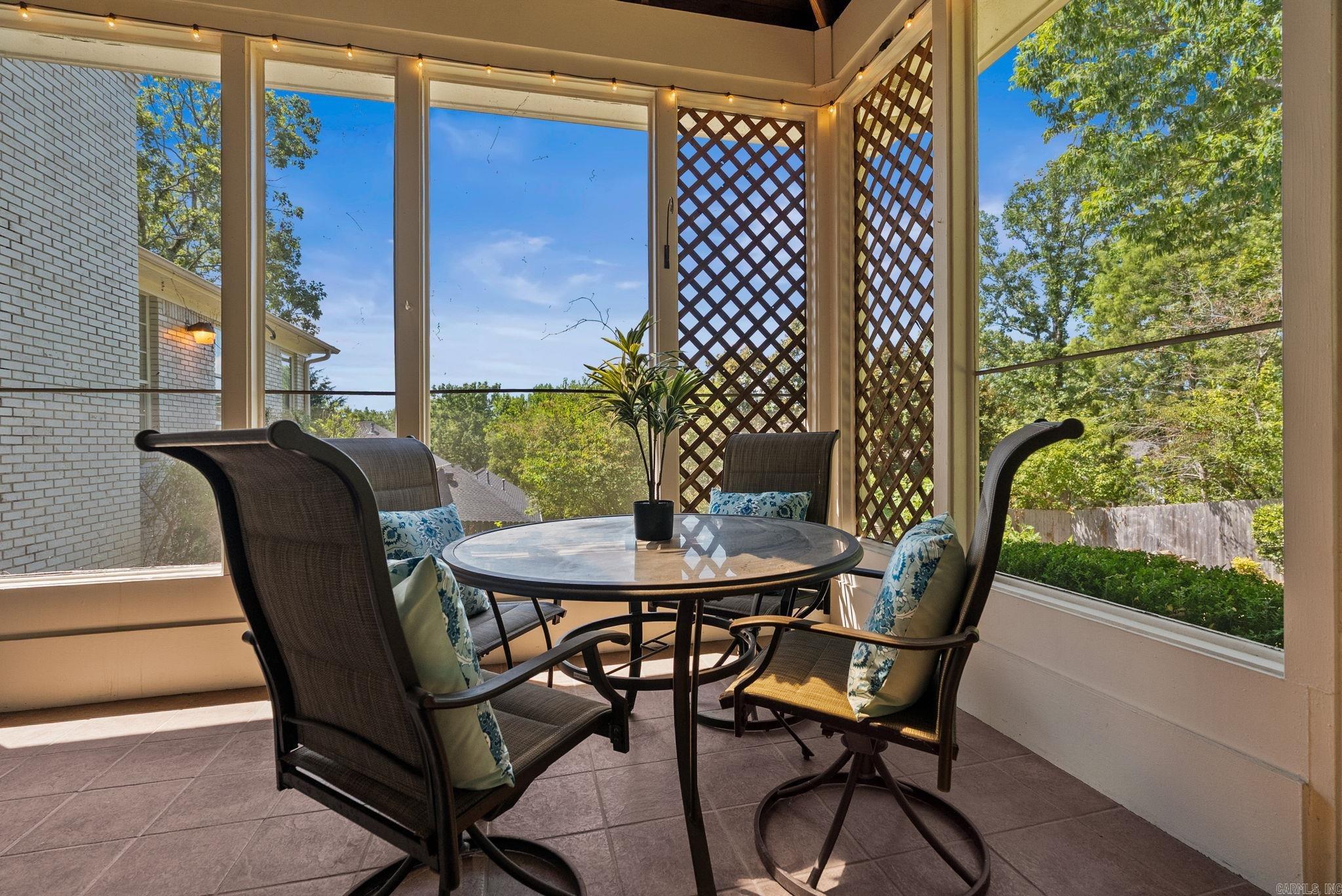 PALISADES HEIGHTS - Residential