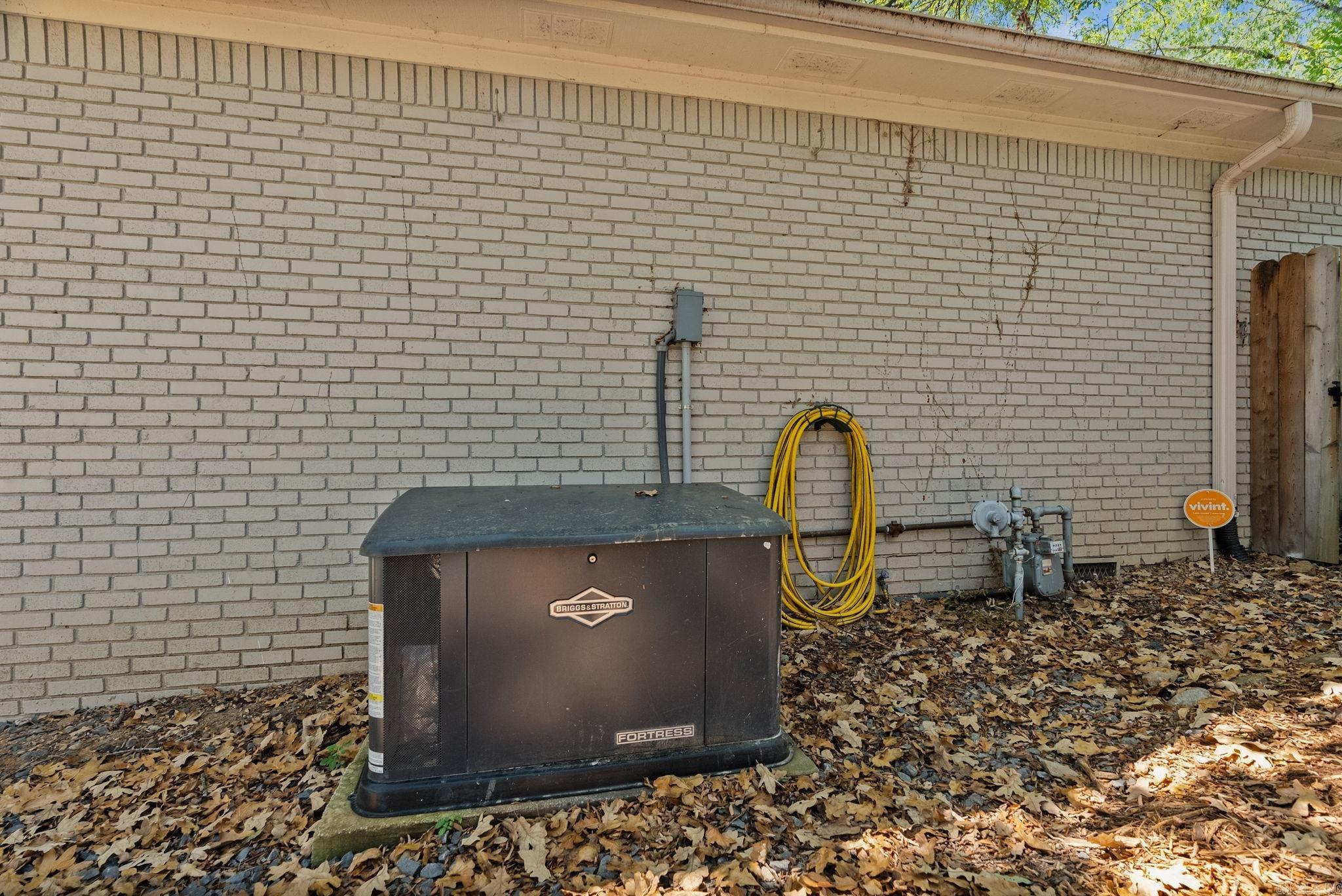 PALISADES HEIGHTS - Residential