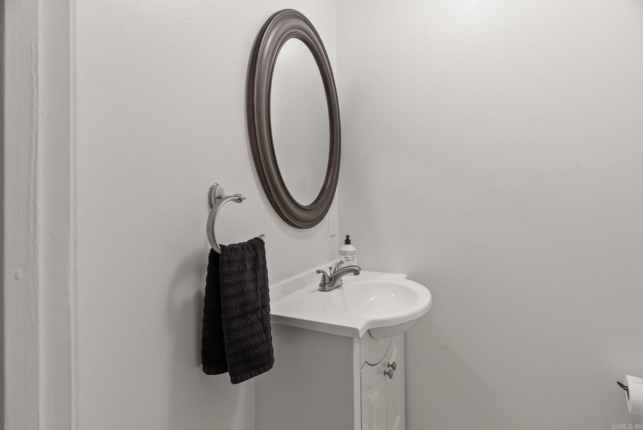 PALISADES HEIGHTS - Residential