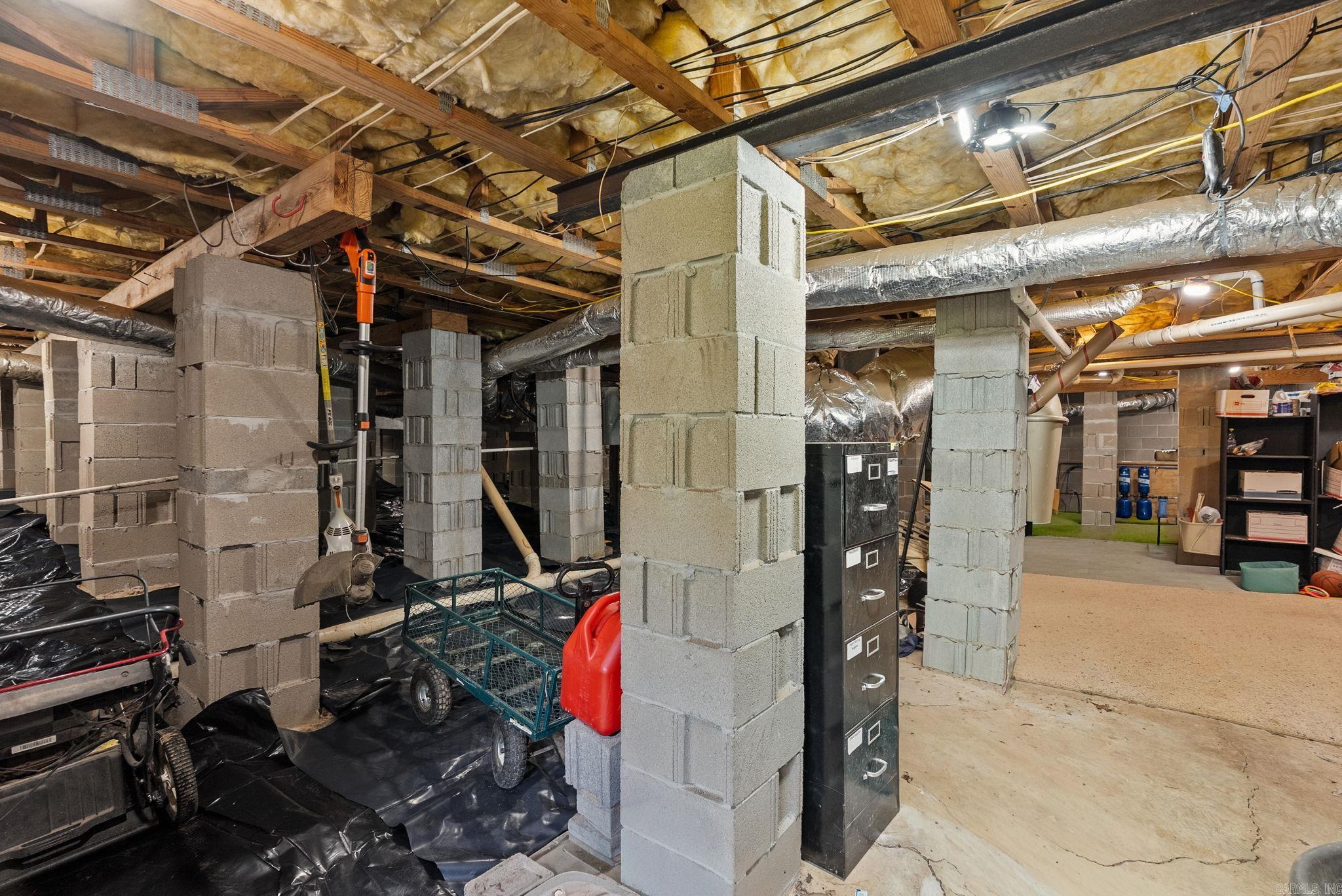 PALISADES HEIGHTS - Residential