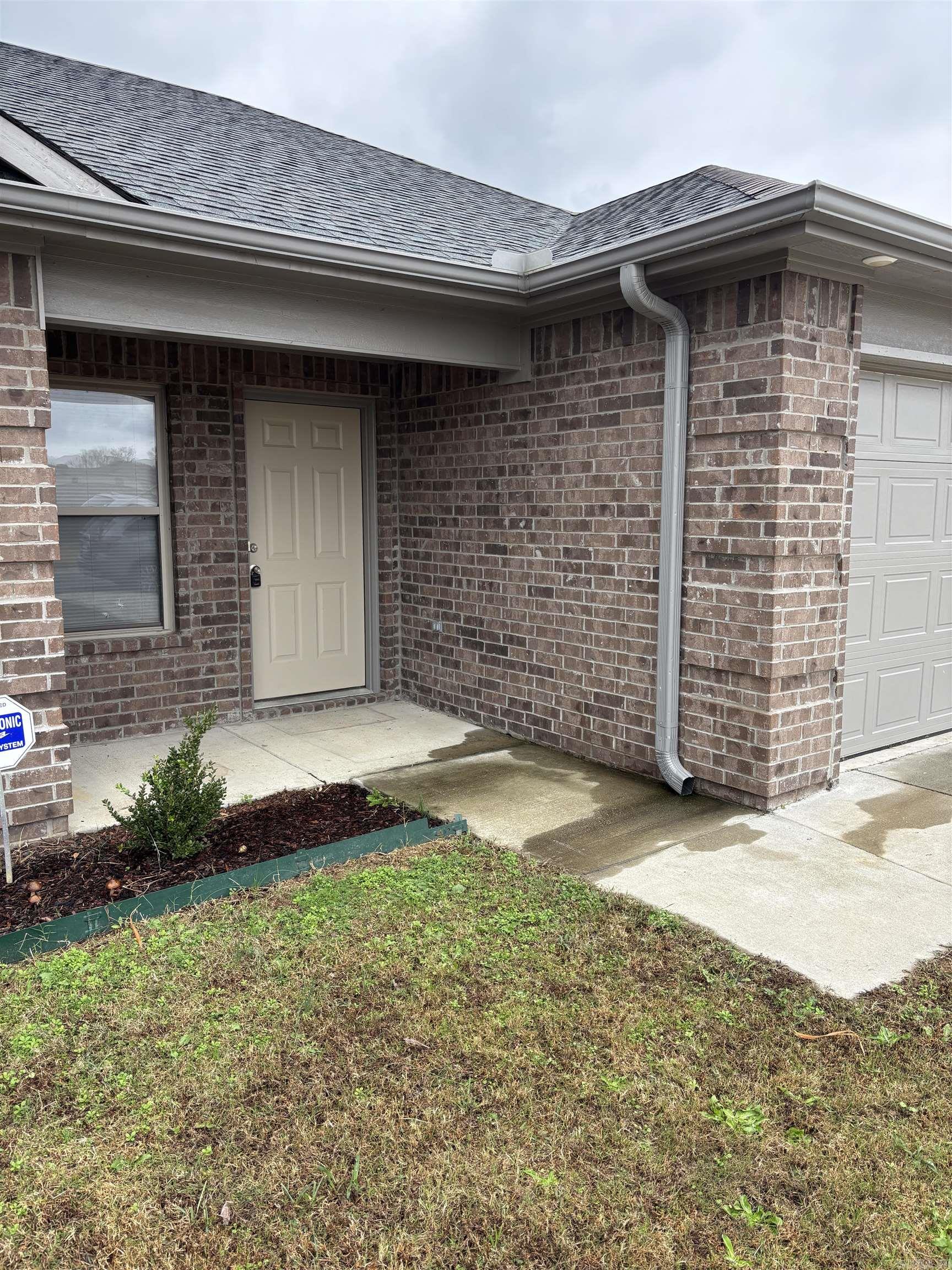 HUNTINGTON PLACE - Residential