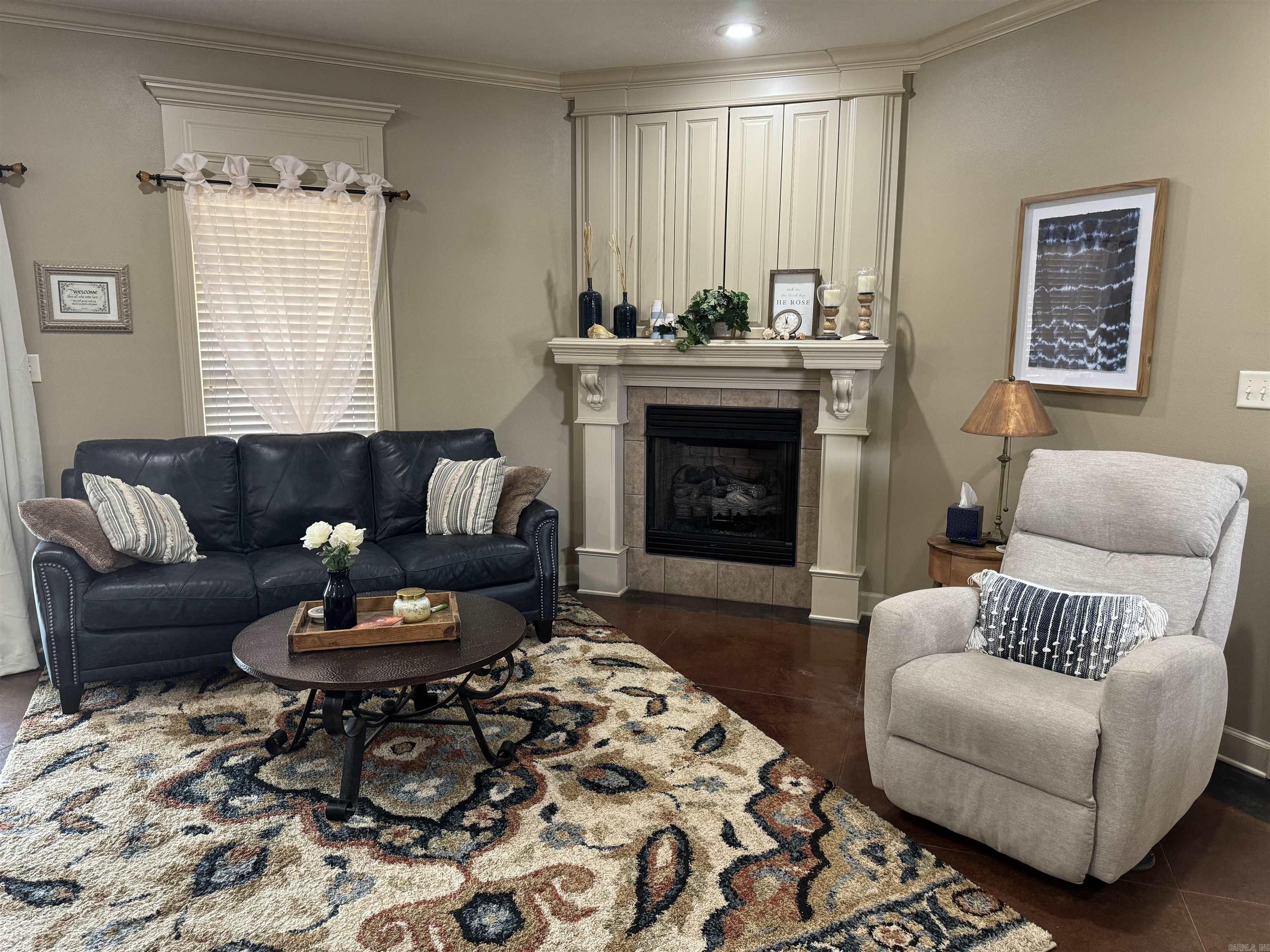 SKYLINE MEADOWS - Residential