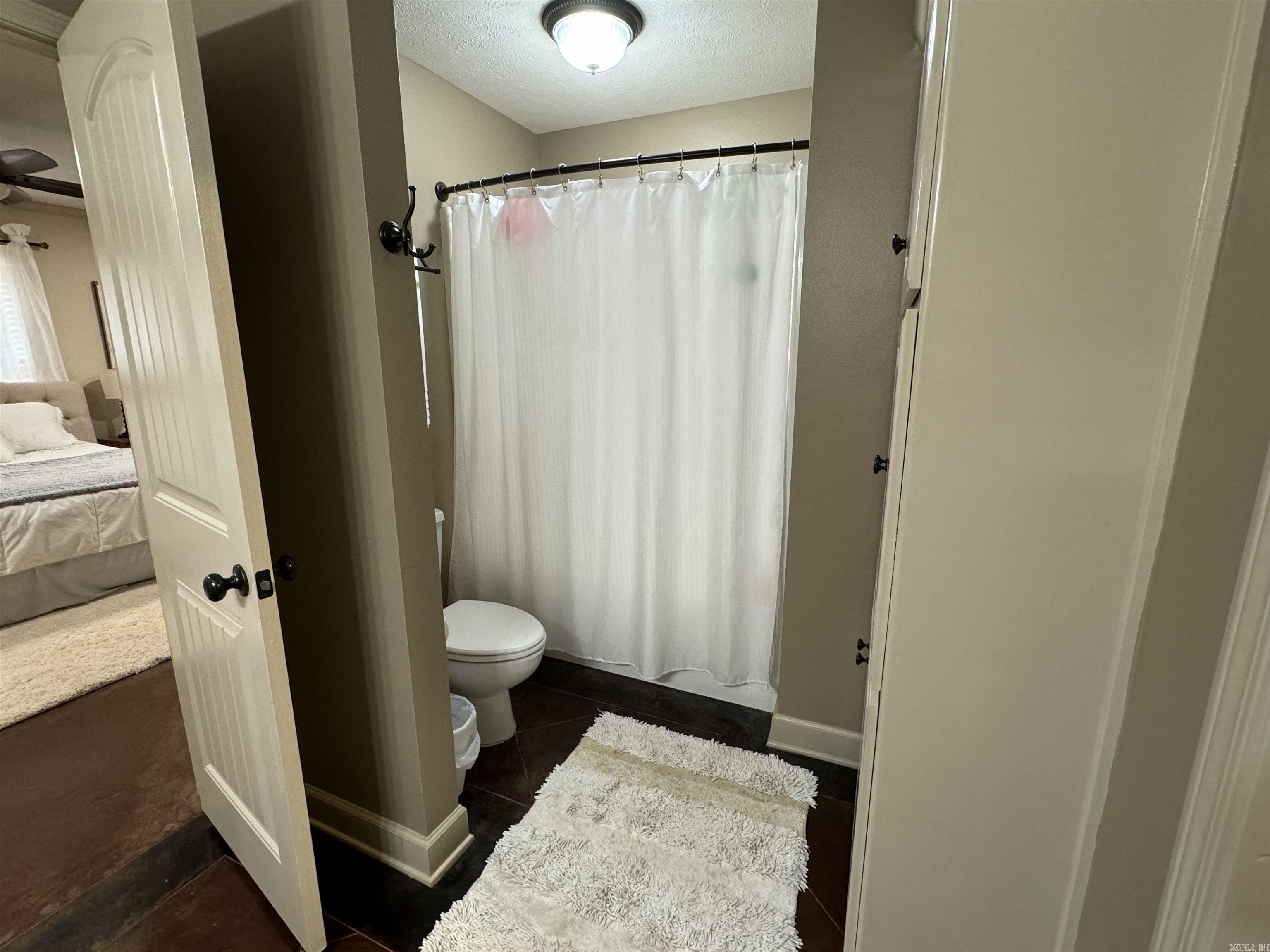 SKYLINE MEADOWS - Residential