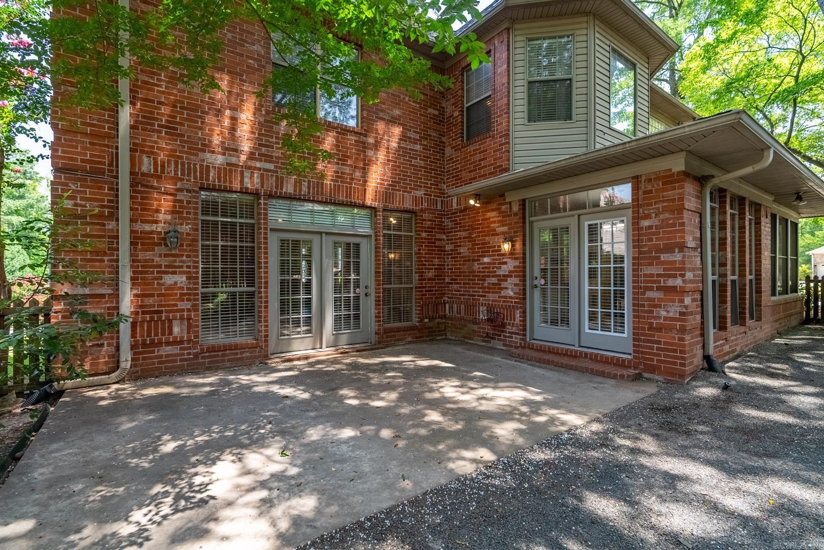 COUNTRY CLUB OF ARK THE - Residential