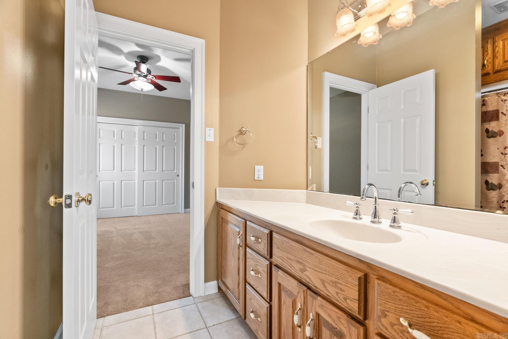 COUNTRY CLUB OF ARK THE - Residential