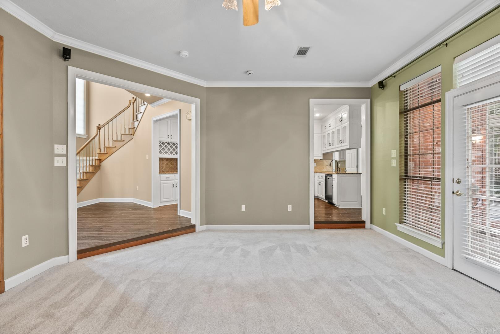 COUNTRY CLUB OF ARK THE - Residential