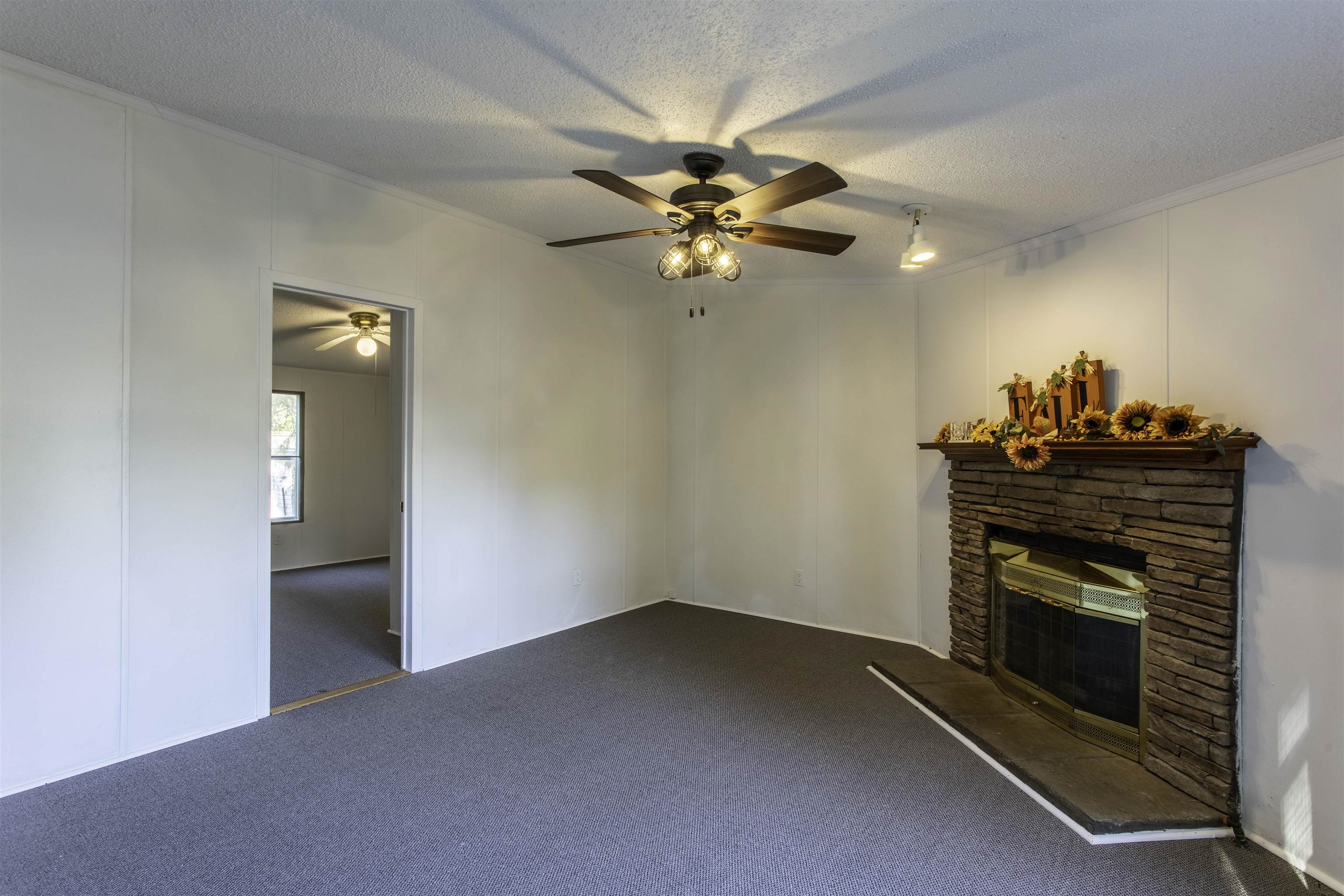 REYNO TOWN - Residential