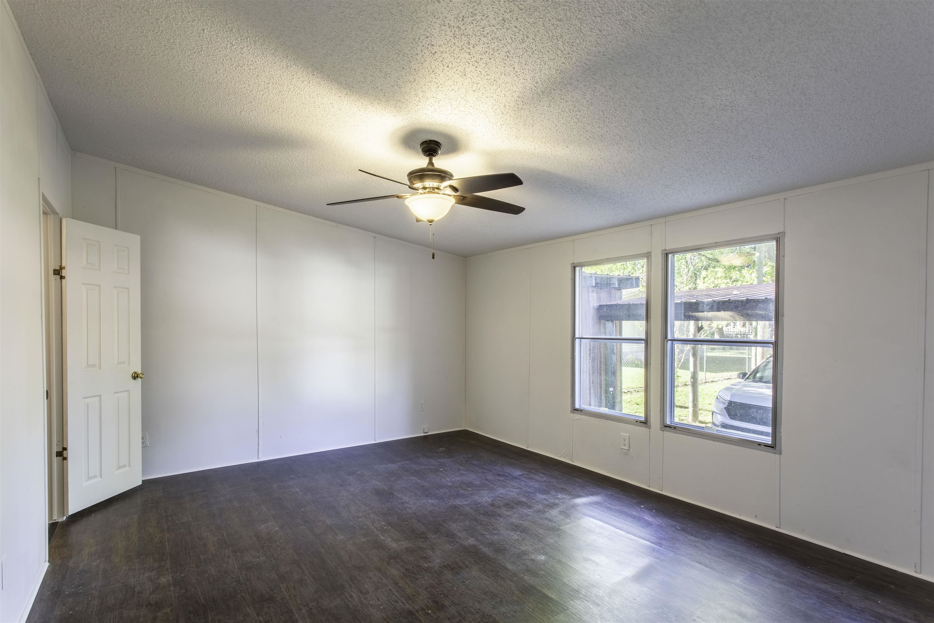 REYNO TOWN - Residential