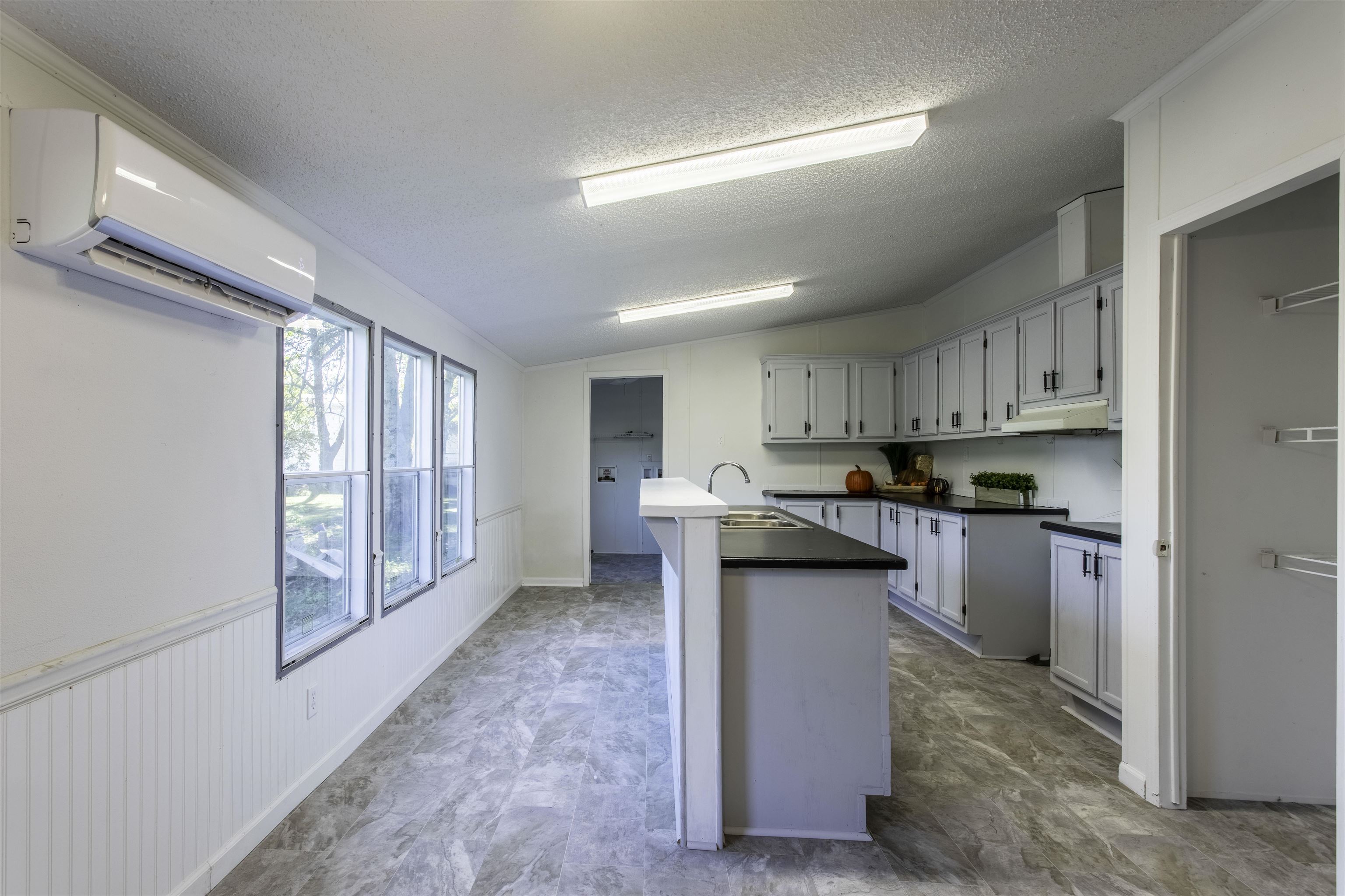 REYNO TOWN - Residential