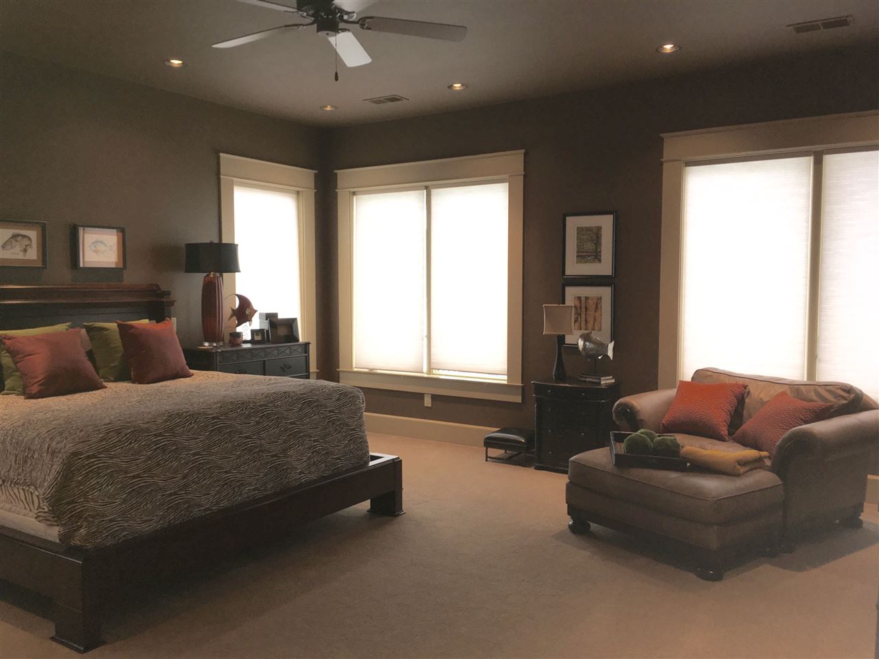 SKYPOINT ESTATES - Residential