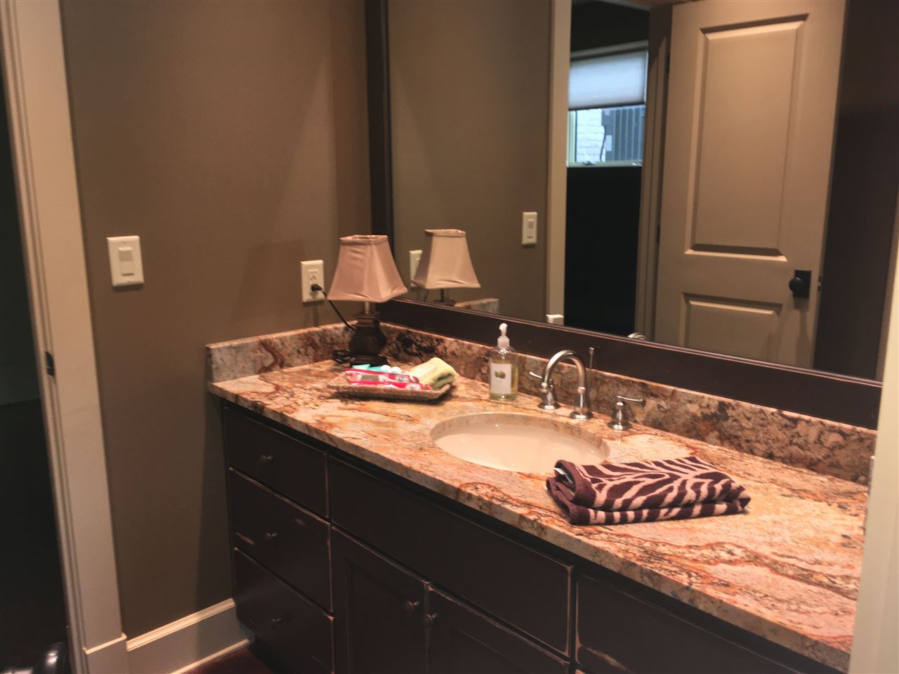 SKYPOINT ESTATES - Residential