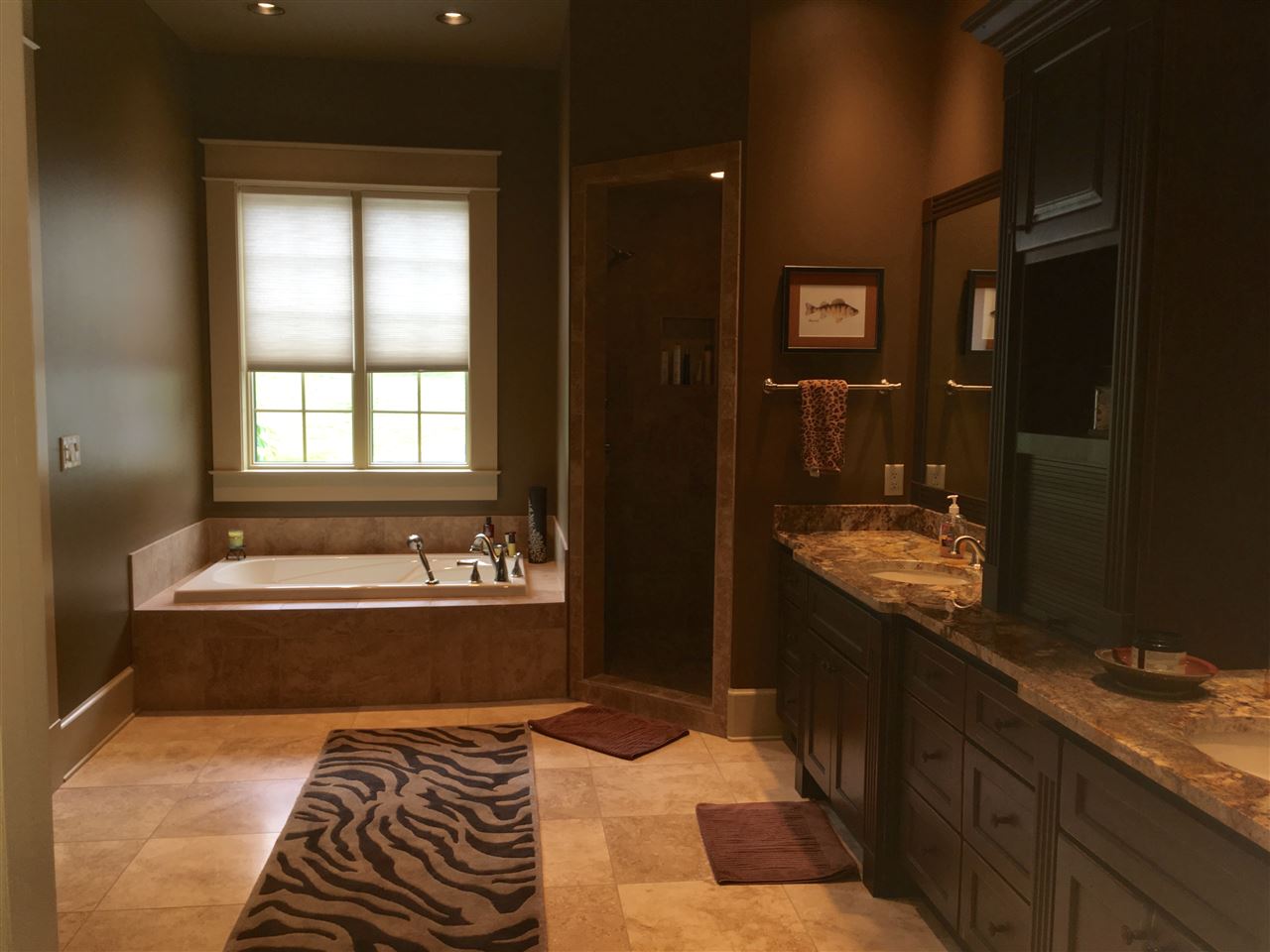 SKYPOINT ESTATES - Residential