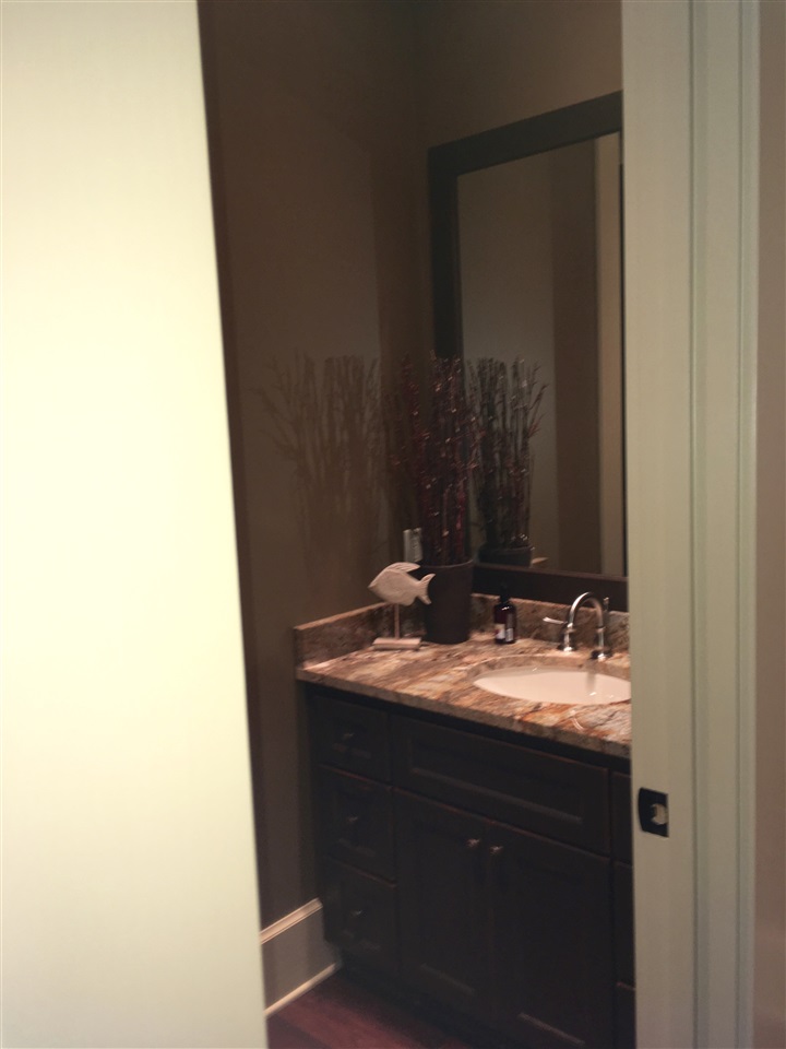 SKYPOINT ESTATES - Residential