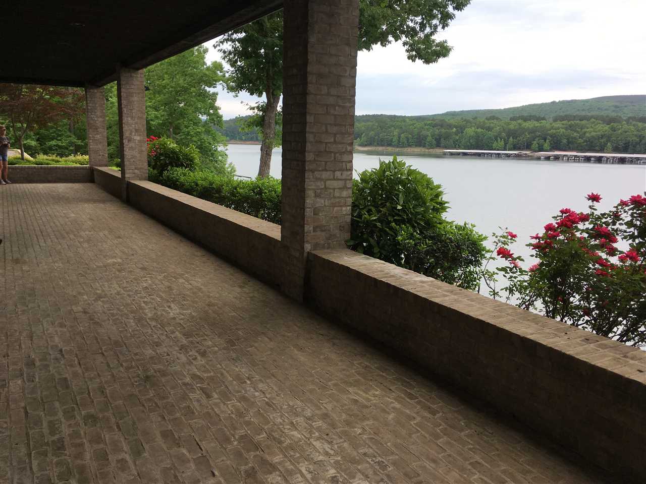 SKYPOINT ESTATES - Residential
