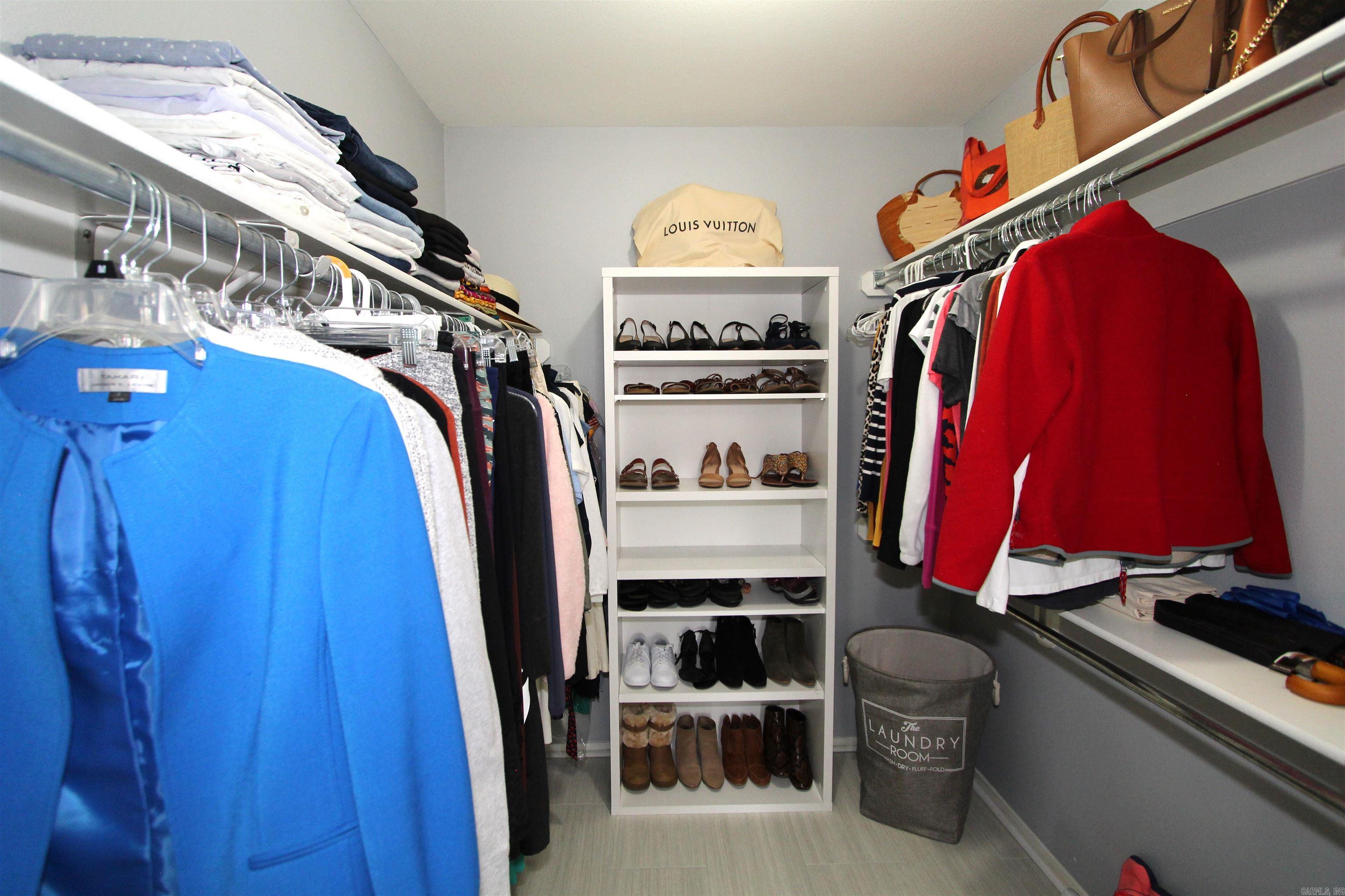 MEADOW RIDGE ADDN - Residential