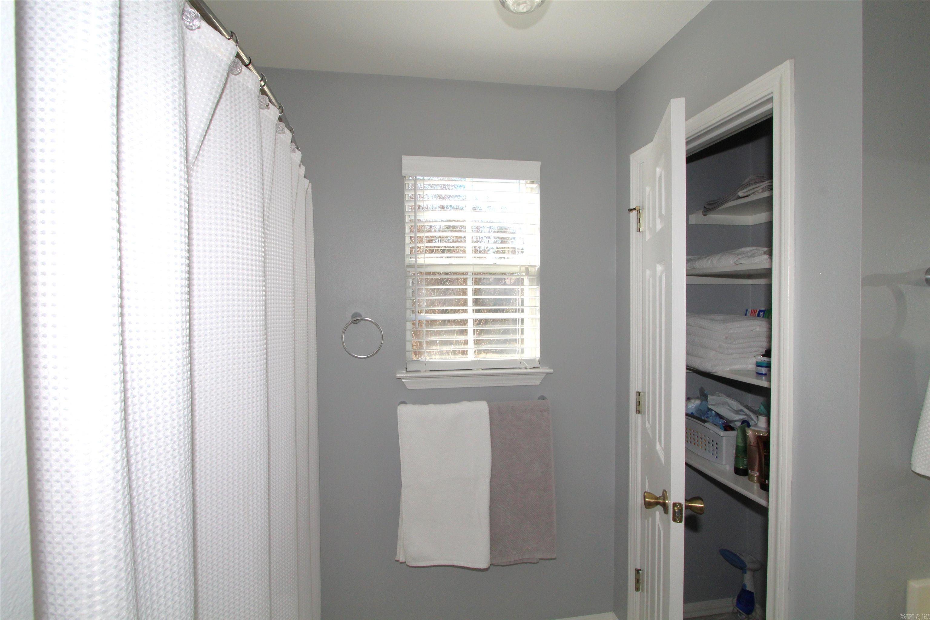 MEADOW RIDGE ADDN - Residential