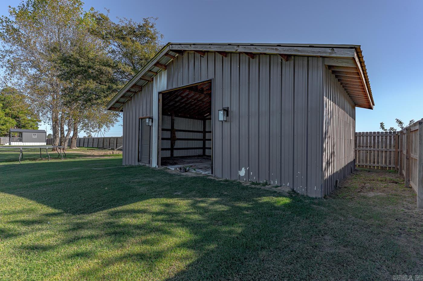 Metes & Bounds - Residential