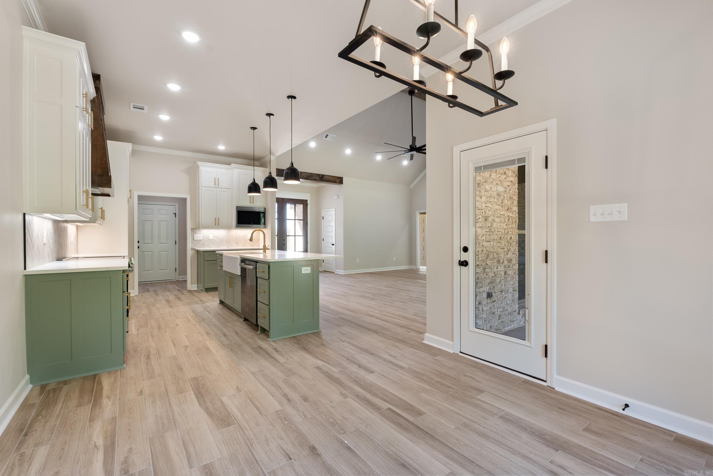MOUNT TABOR ESTATES - Residential