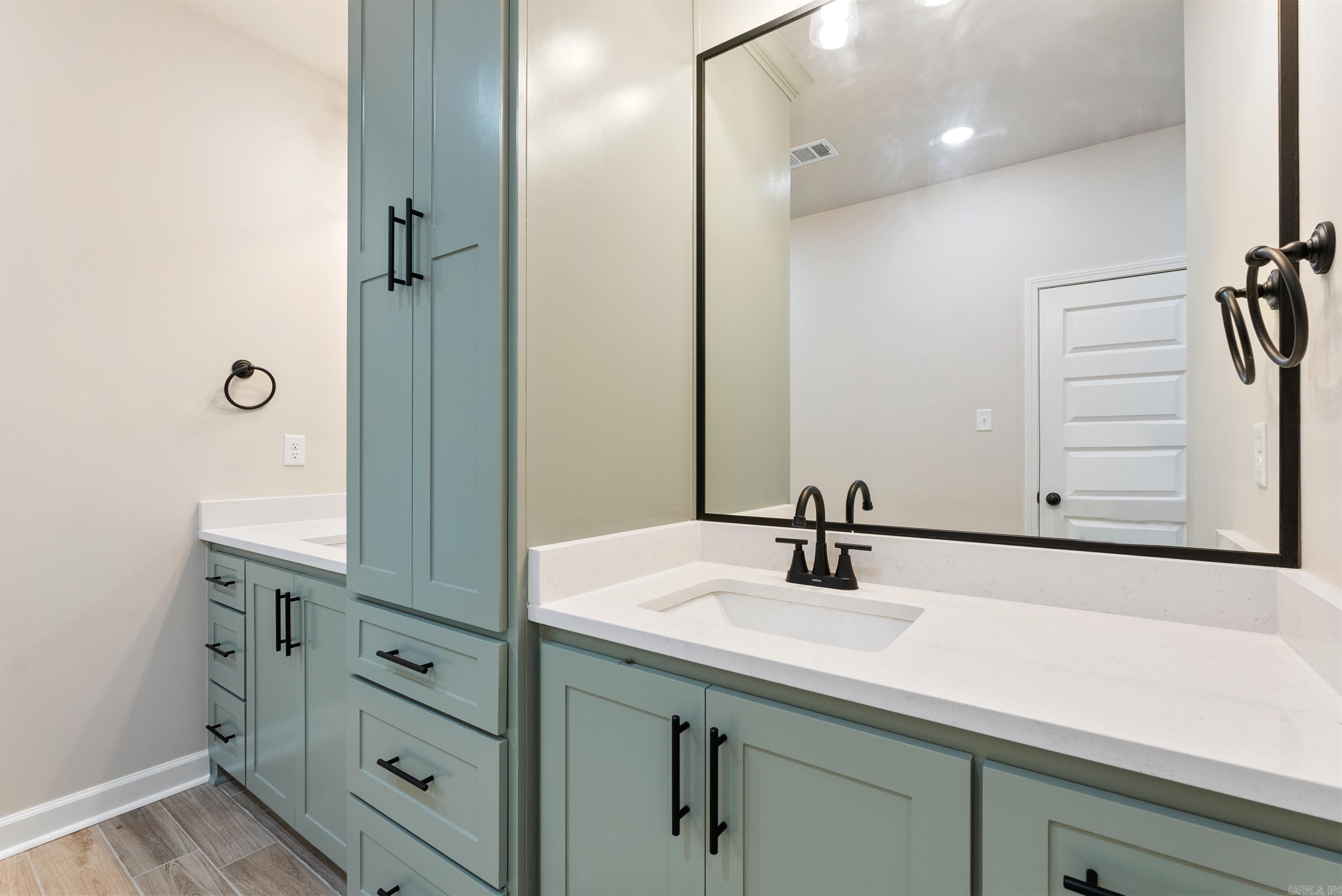 MOUNT TABOR ESTATES - Residential