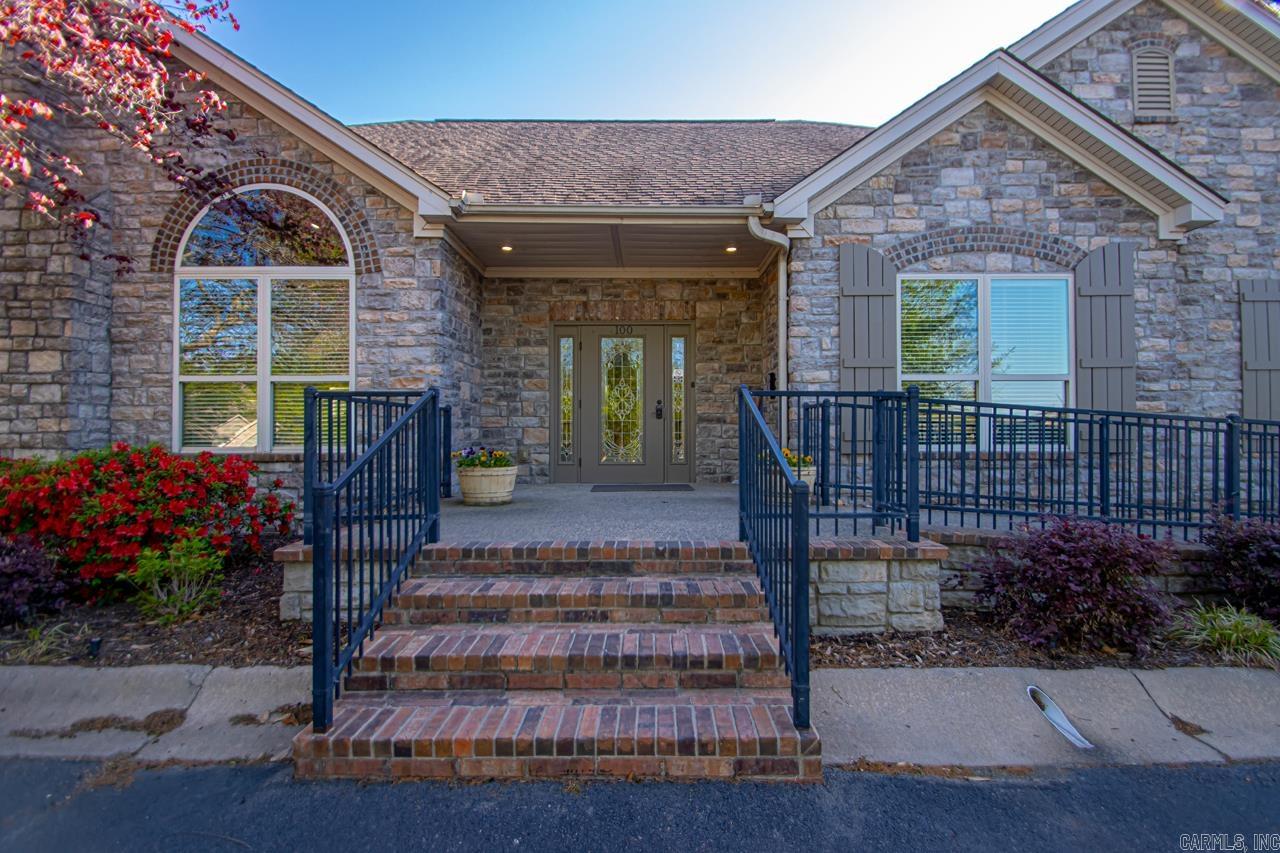 MOUNTAIN TERRACE ESTATES TOWNHOM - Residential