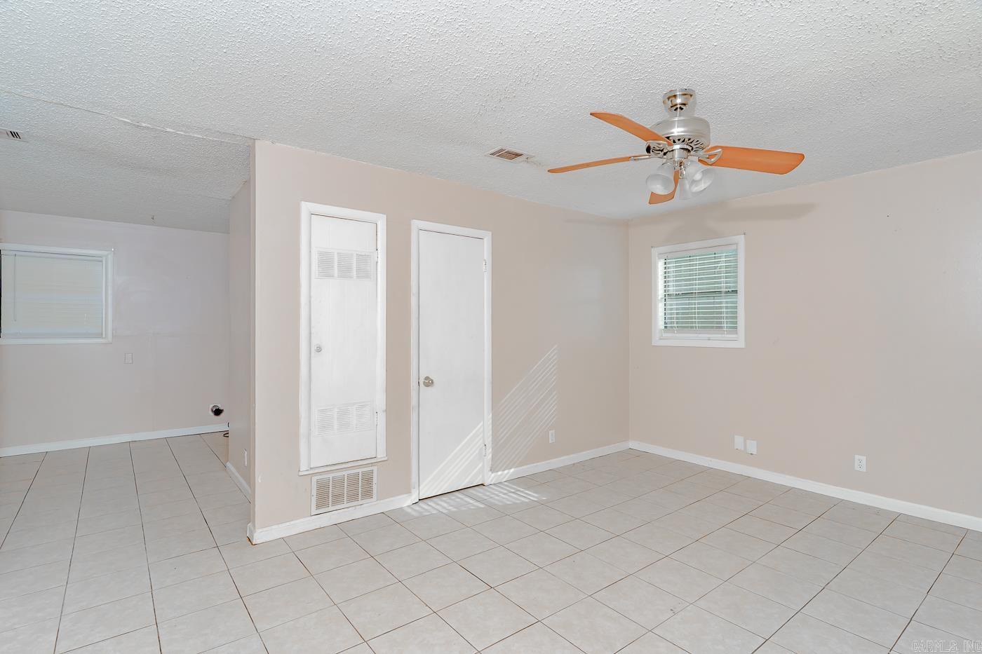 FAIRVIEW ACRES - Residential