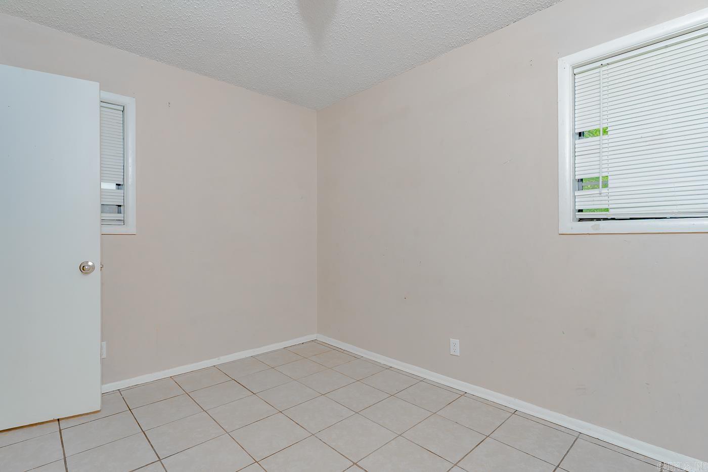 FAIRVIEW ACRES - Residential