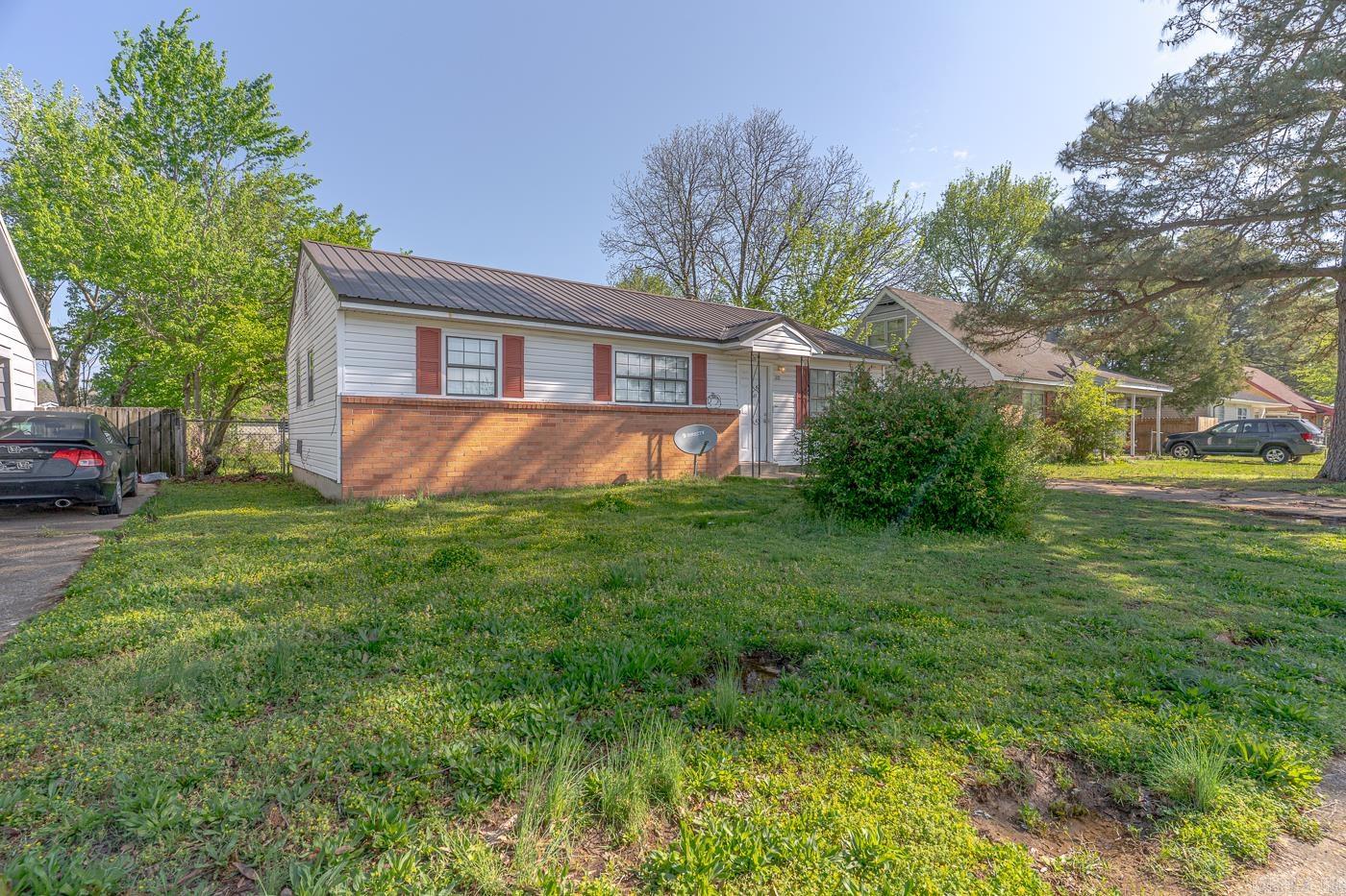 FAIRVIEW ACRES - Residential