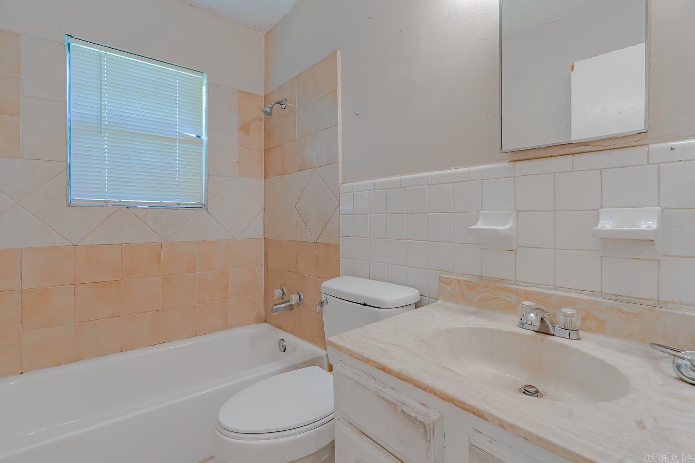 FAIRVIEW ACRES - Residential