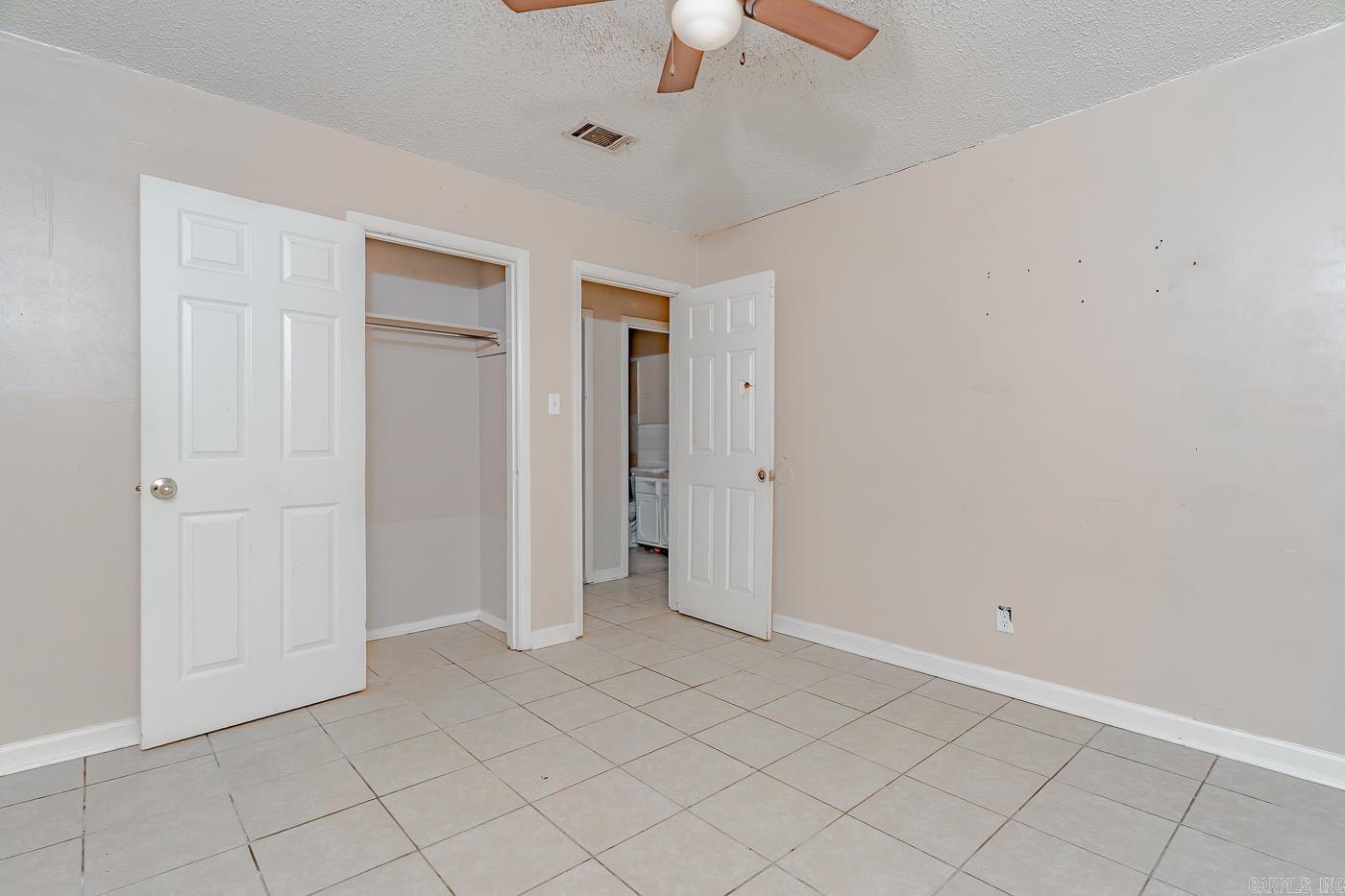 FAIRVIEW ACRES - Residential