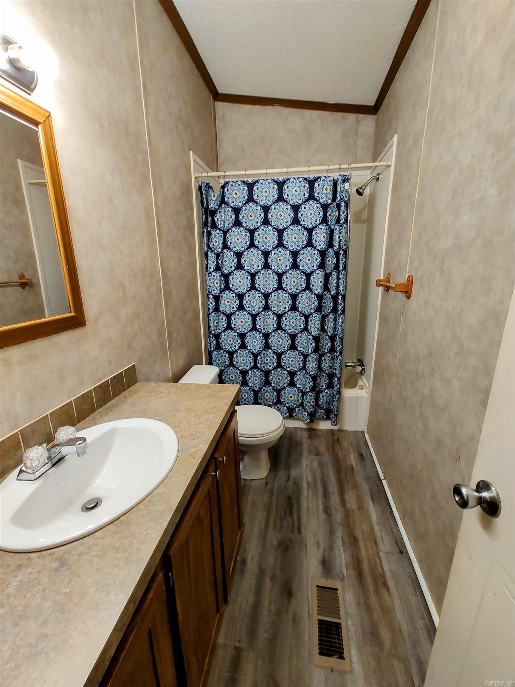 36-7-8 Rural Metes - Residential Lease