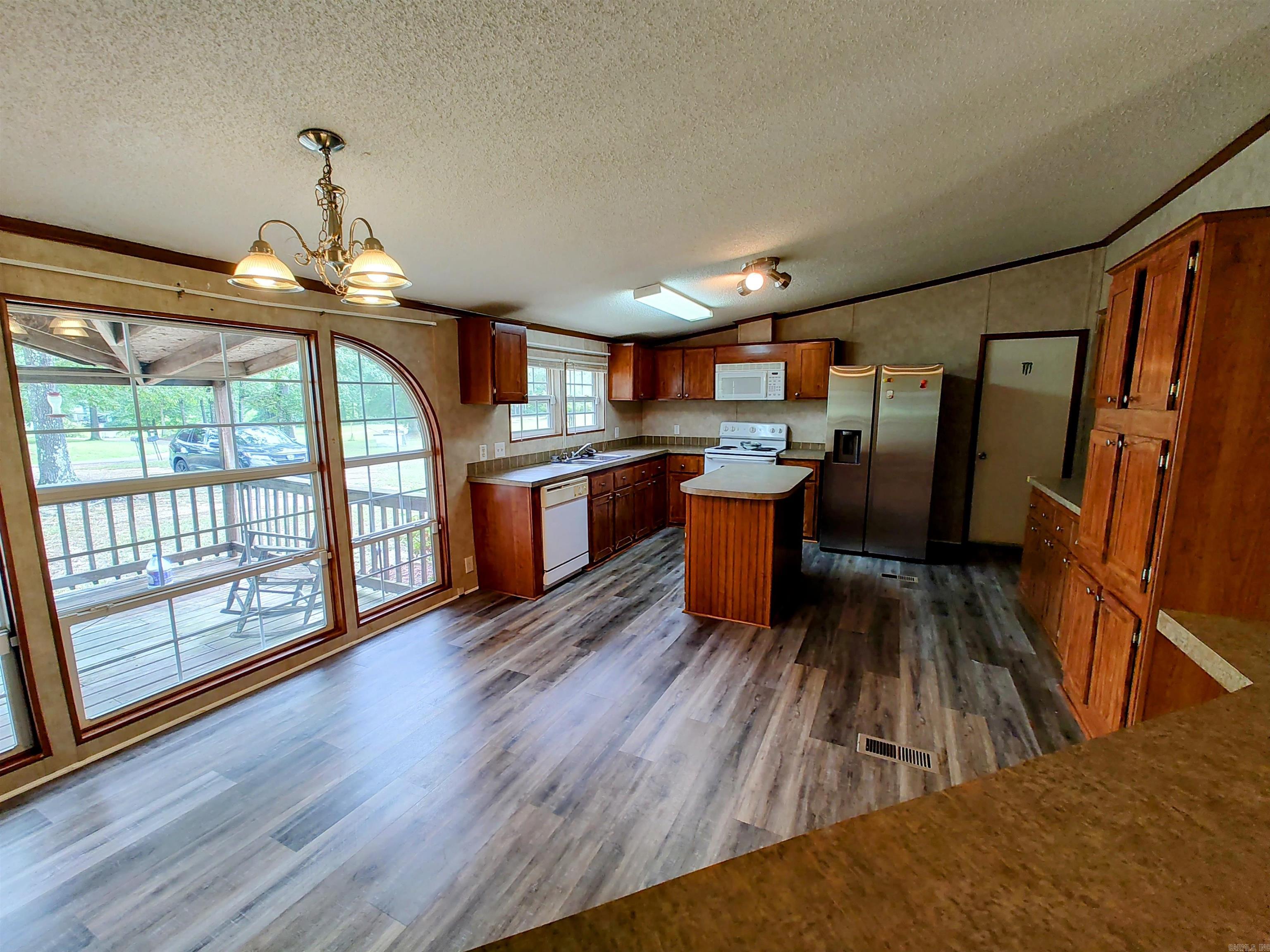 36-7-8 Rural Metes - Residential Lease