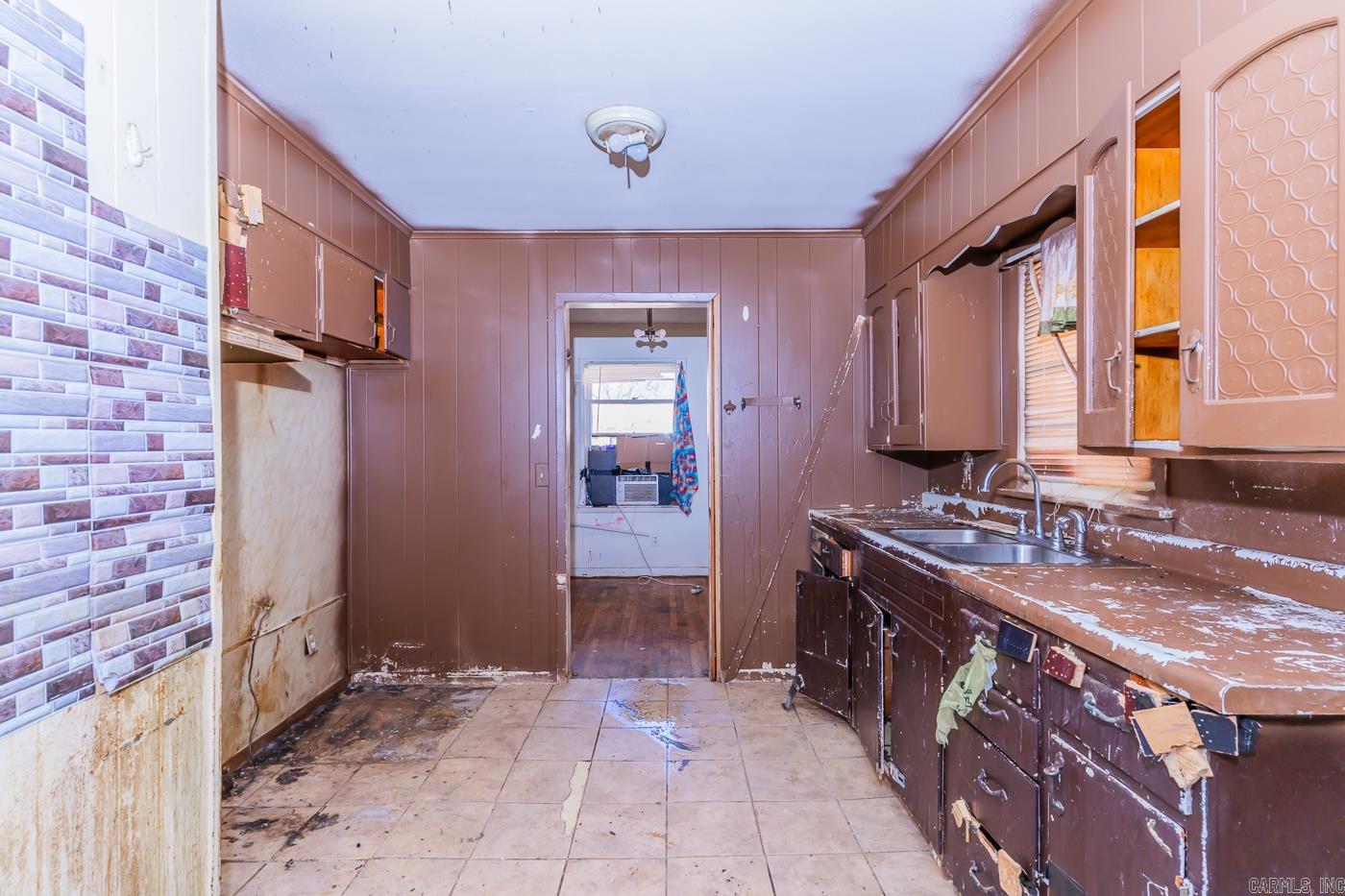 J.F. SMITH ADD - Residential