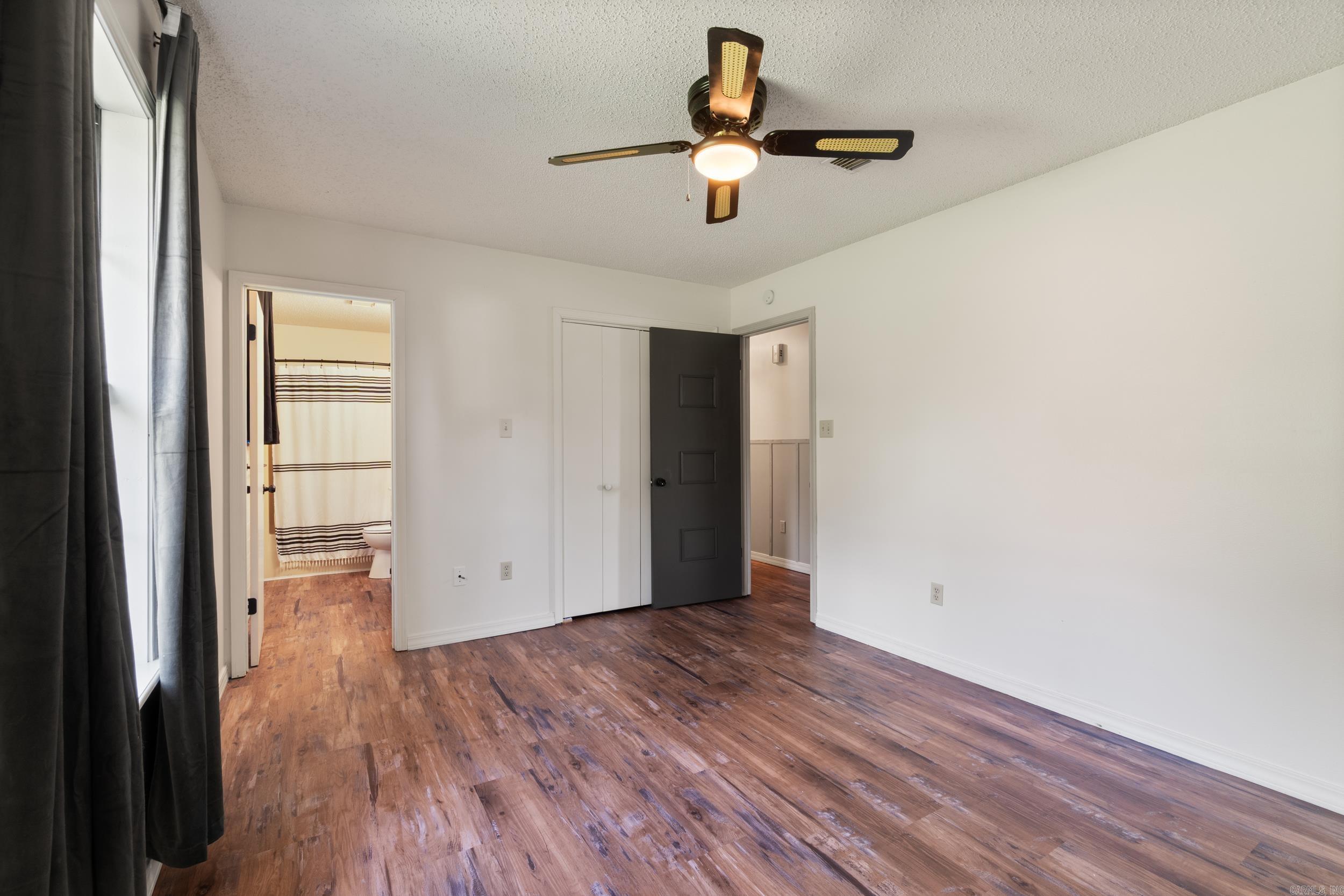 Bushland Acres - Residential
