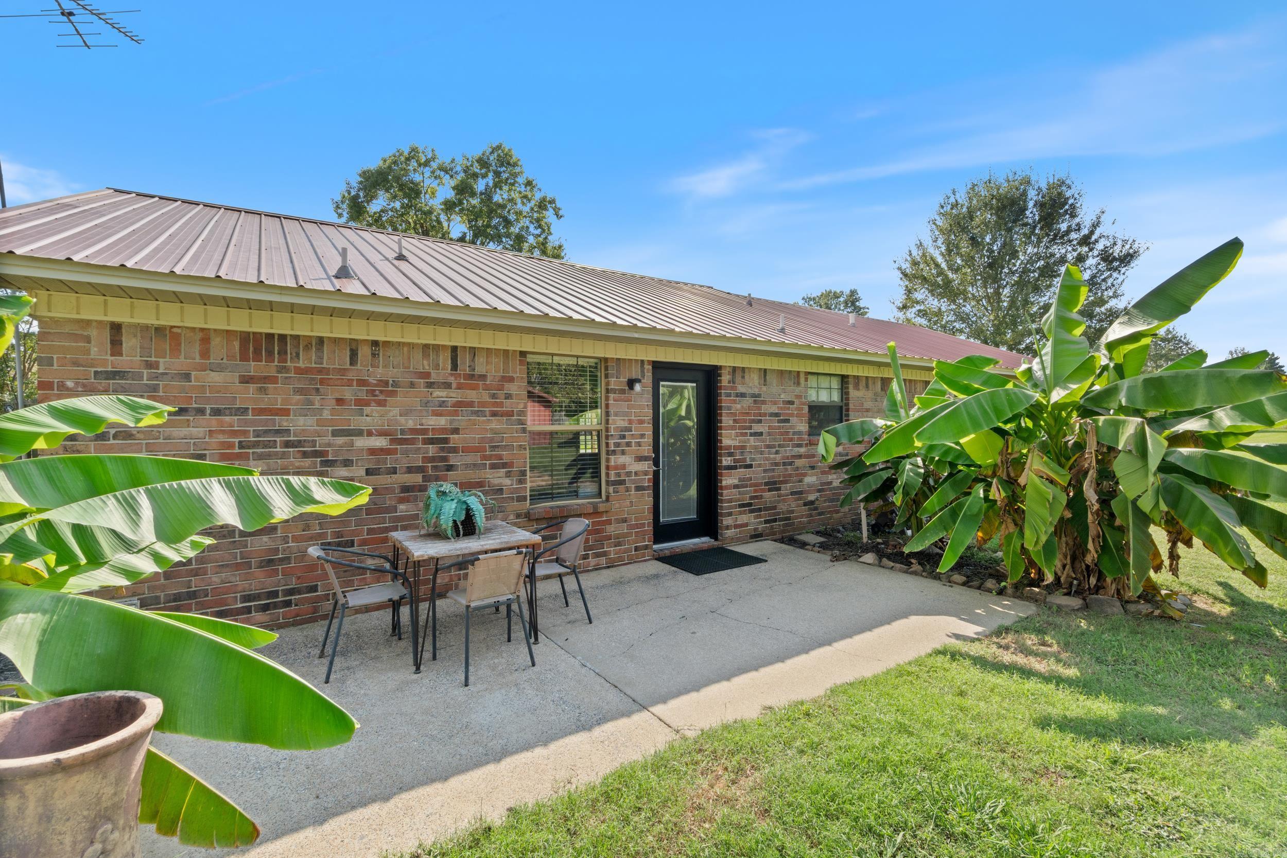 Bushland Acres - Residential