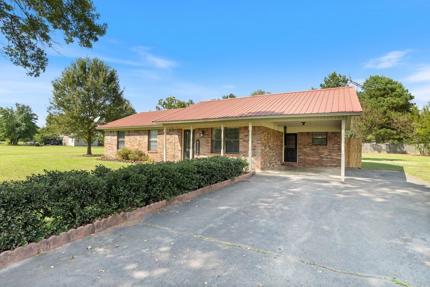 Charming All-Brick Home on Nearly an Acre — Plus a Shop! Fall in love with this adorable all-brick home, perfectly set on almost an acre of land. Enjoy the peace of country-style living while staying close to all the conveniences of town. Inside, you’ll find several 2022-2023 updates including fresh paint, new flooring, and modern appliances and more making this home truly move-in ready. Outside, a detached shop offers the perfect space for hobbies, storage, or projects. Whether you’re looking for comfort, lots of charm, or extra room to spread out, this property has it all! Don’t miss your chance to make this house your home! Schedule your private showing Today!