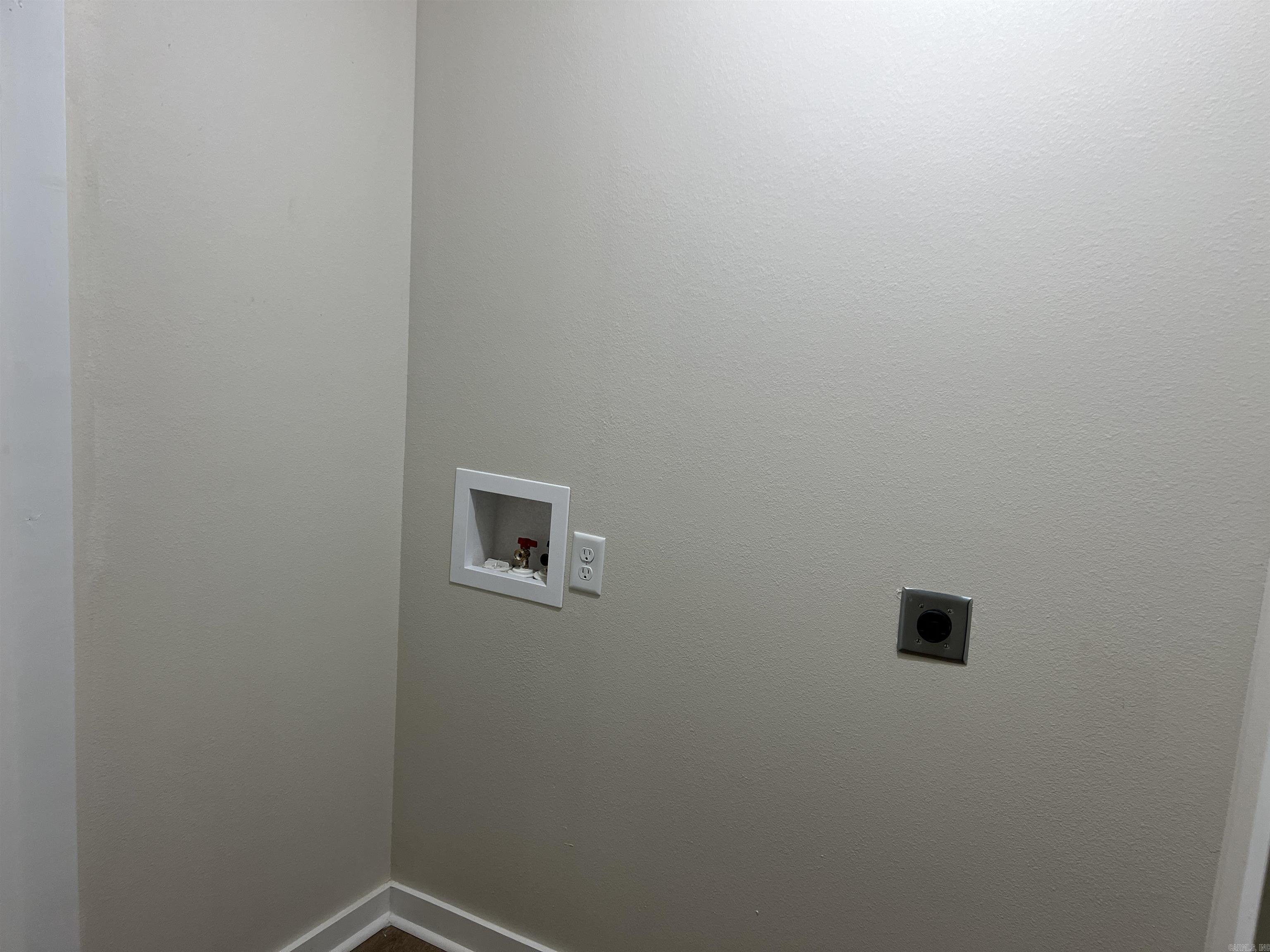 JAMESTOWN SOUTH - Residential