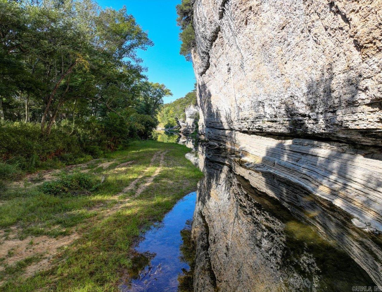 00-10-09 - River - Land