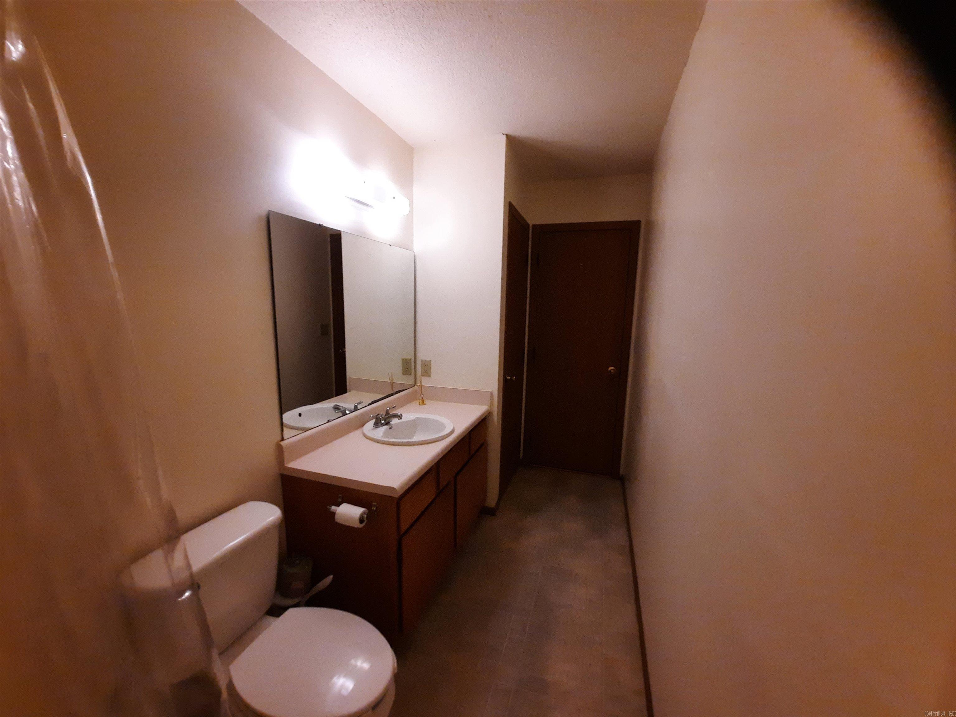 LANCASTER WESTERN - Residential