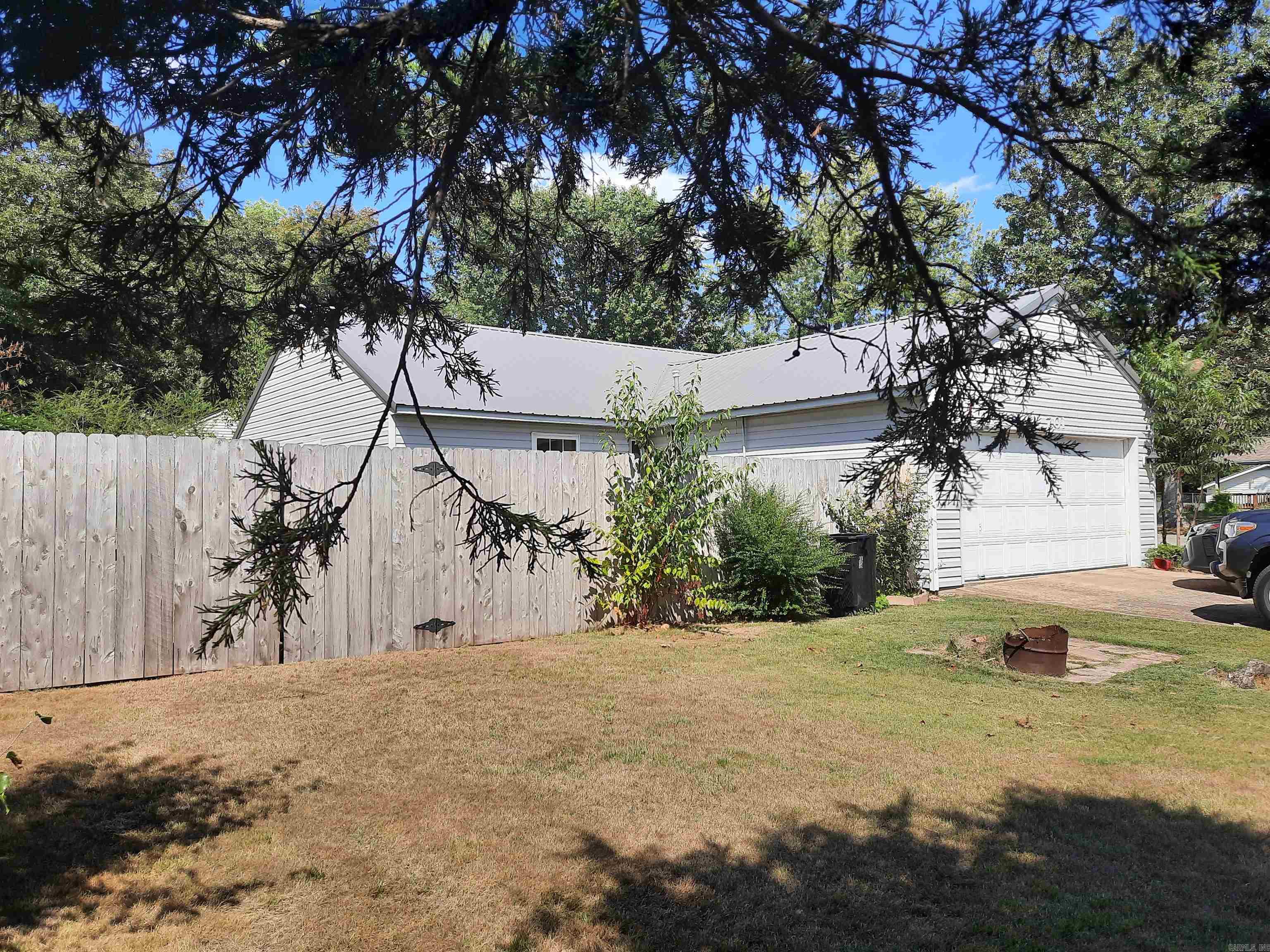 LANCASTER WESTERN - Residential