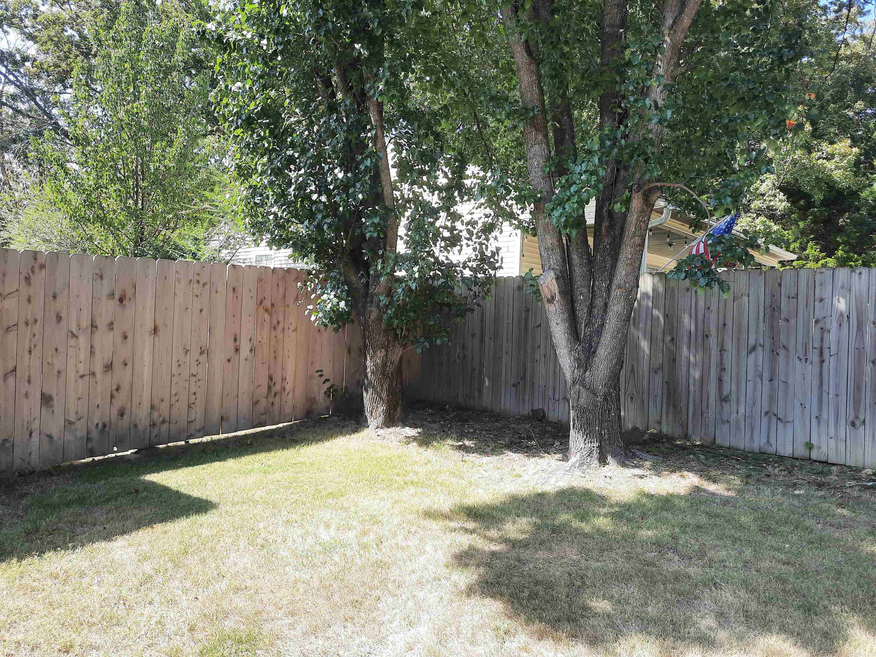 LANCASTER WESTERN - Residential