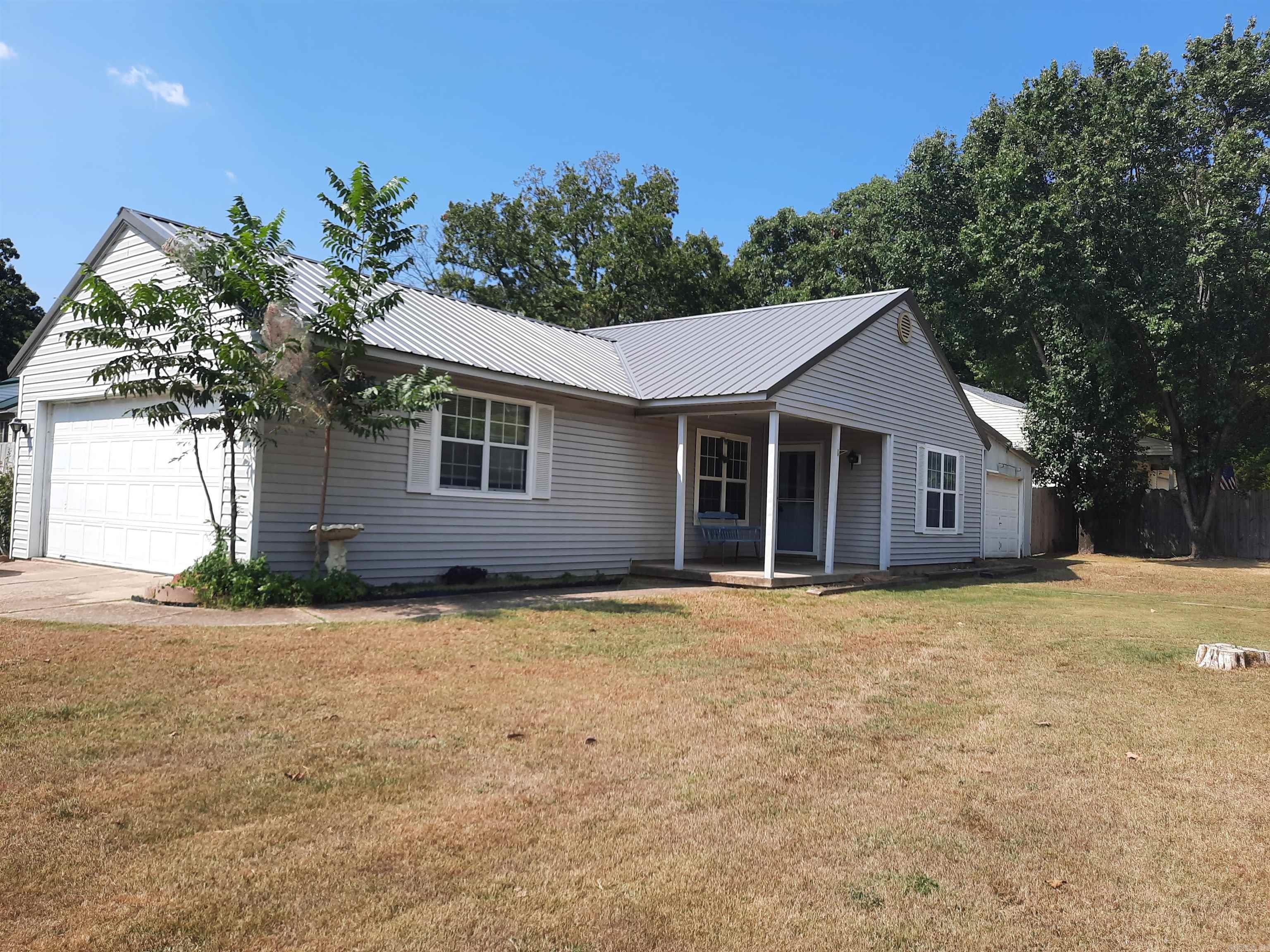 LANCASTER WESTERN - Residential
