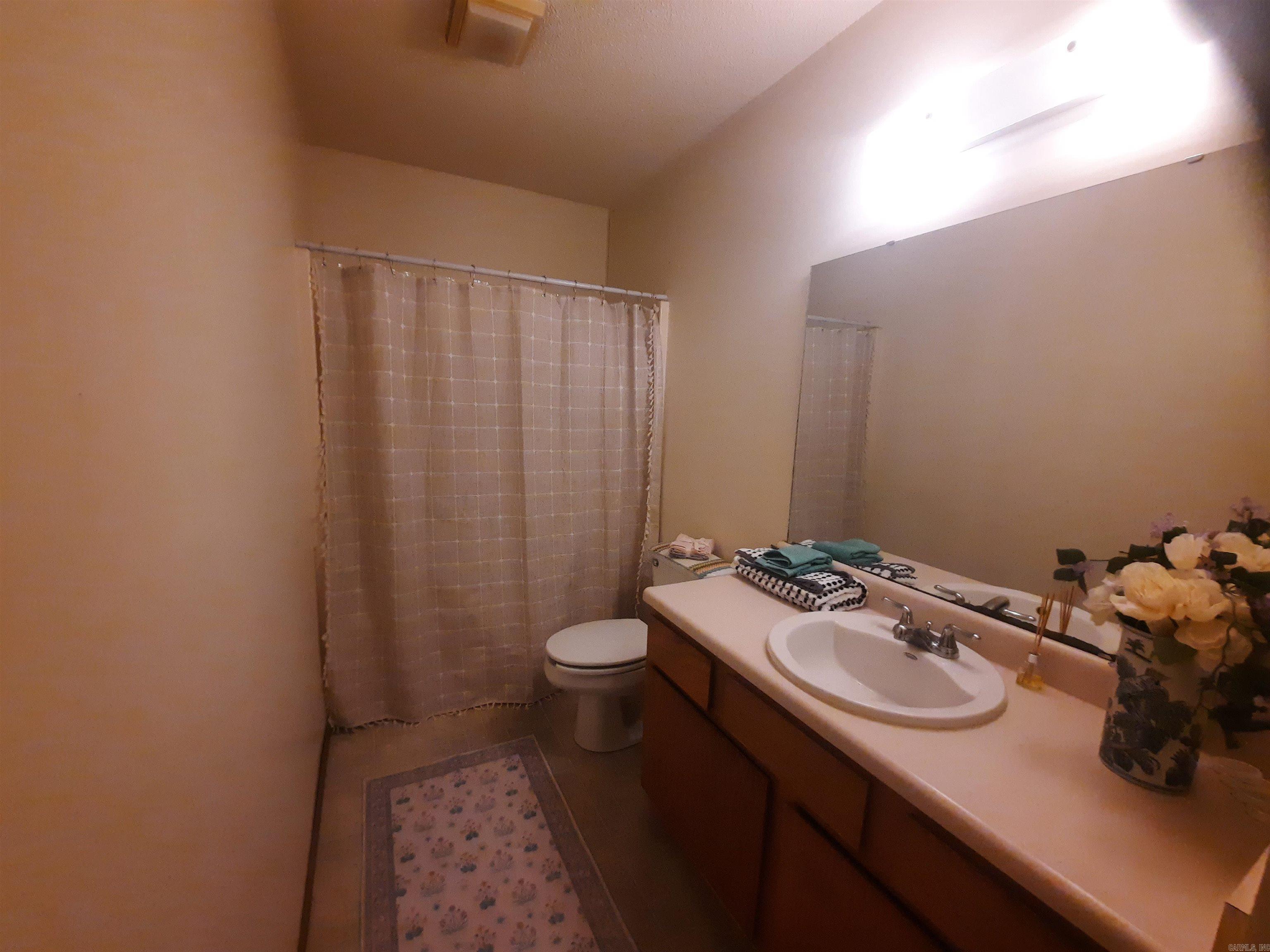 LANCASTER WESTERN - Residential