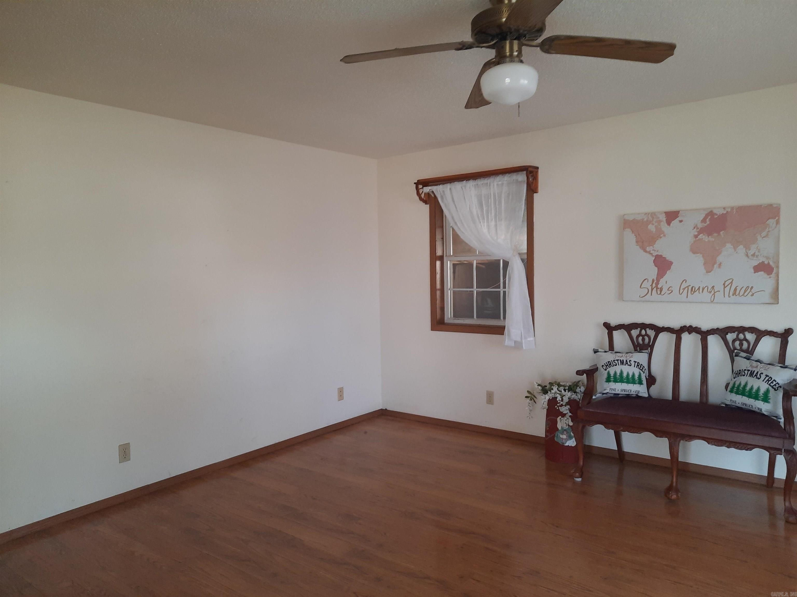 LANCASTER WESTERN - Residential