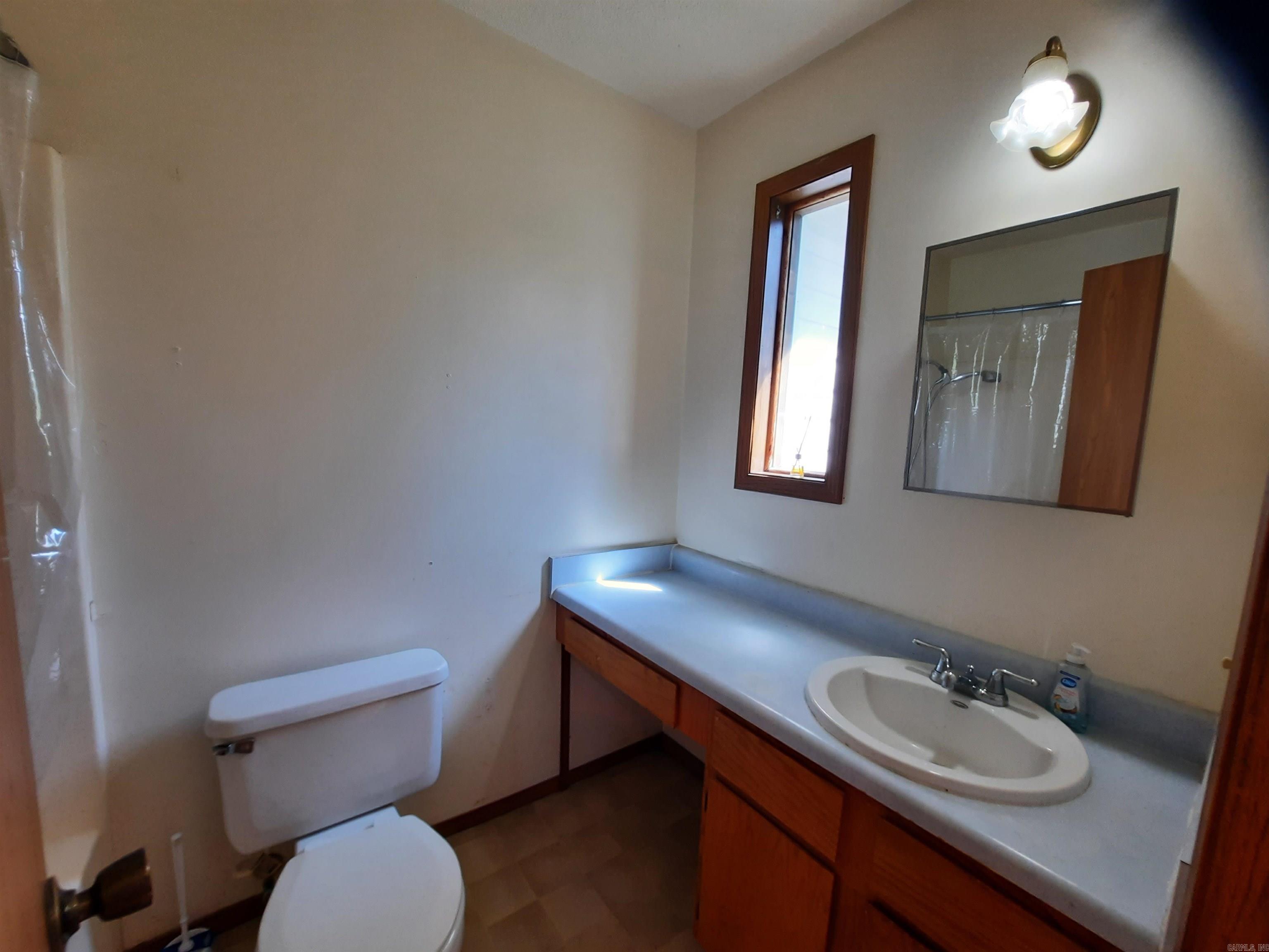 LANCASTER WESTERN - Residential