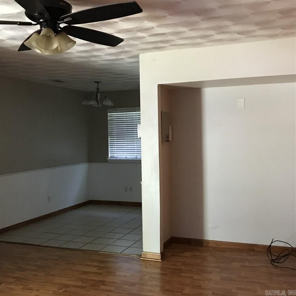 Country Club to Jacksonville - Residential Lease