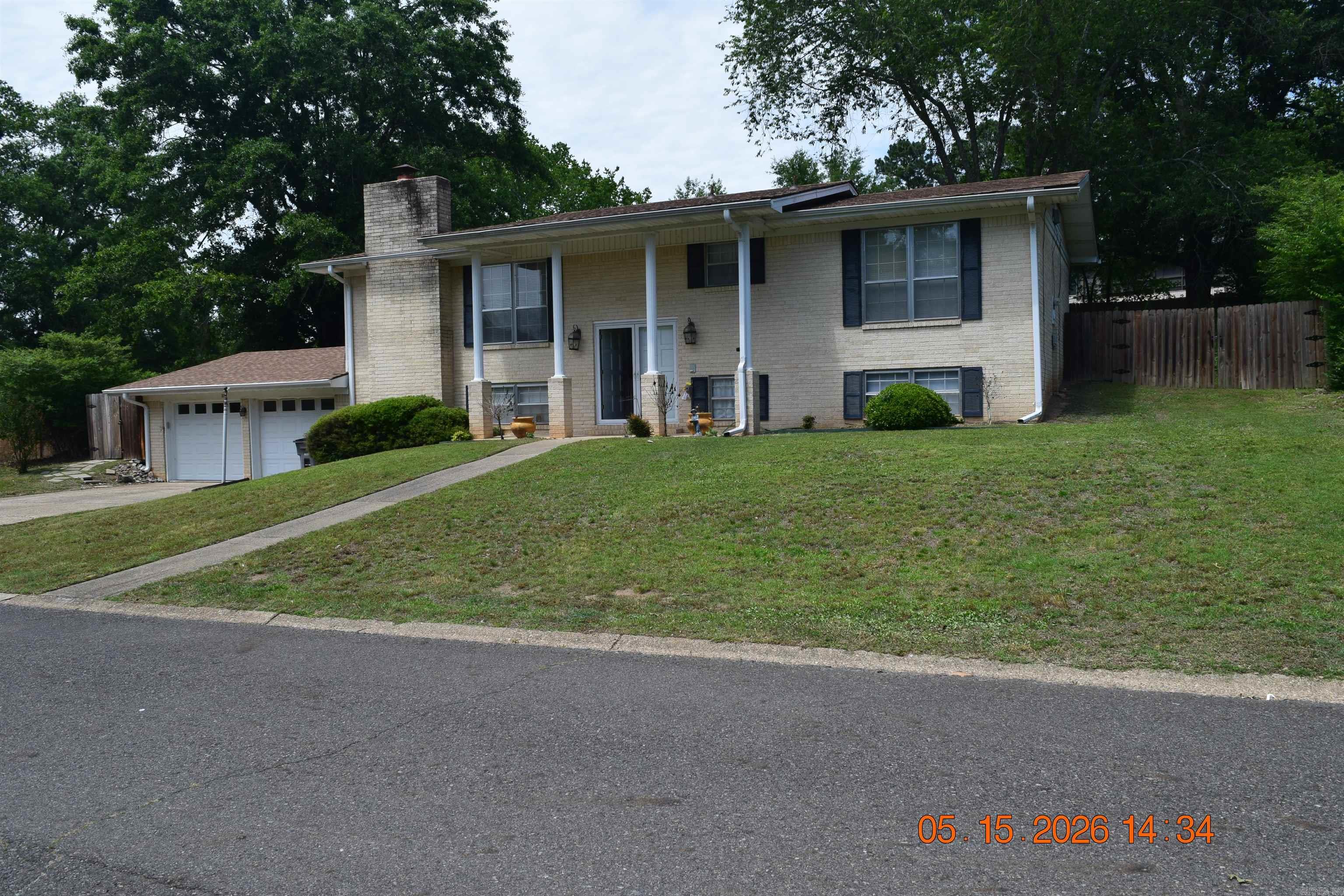 VILLAGE SOUTH - Residential